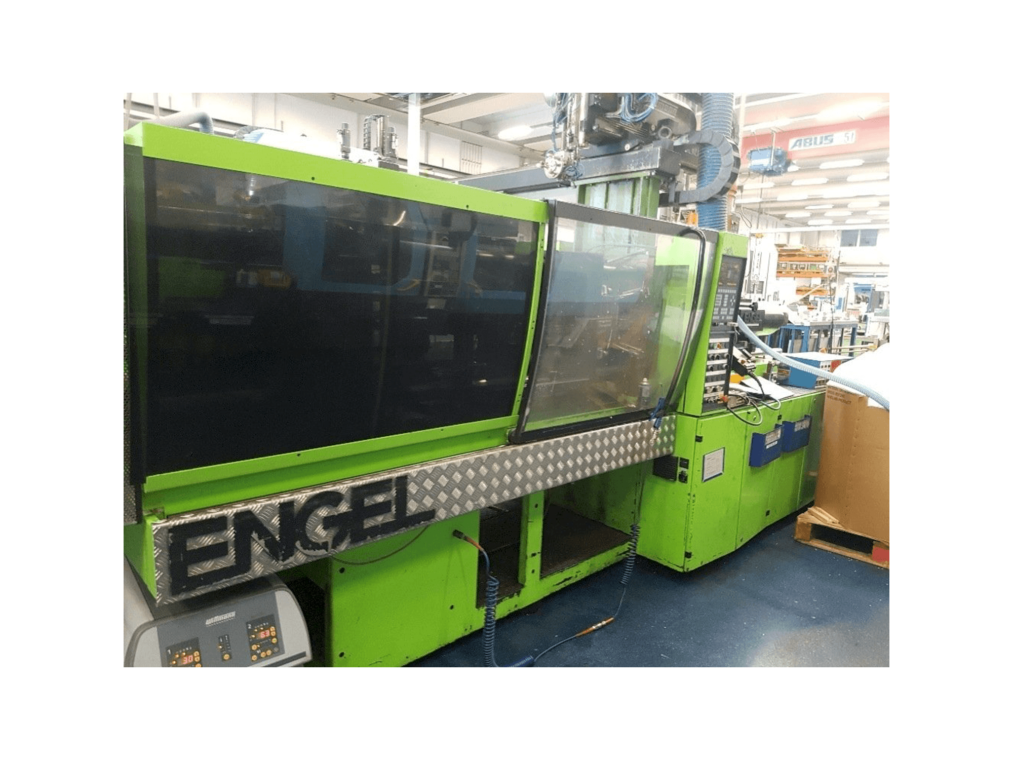 Masina ENGEL ES 600/145 ST eestvaade