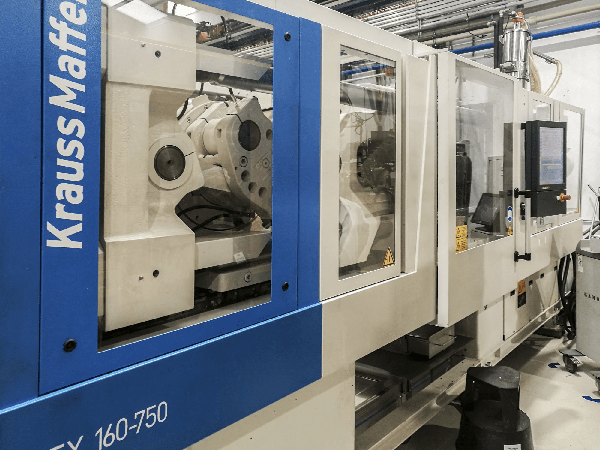 Masinavaade Krauss Maffei 160-750 EX vasakult