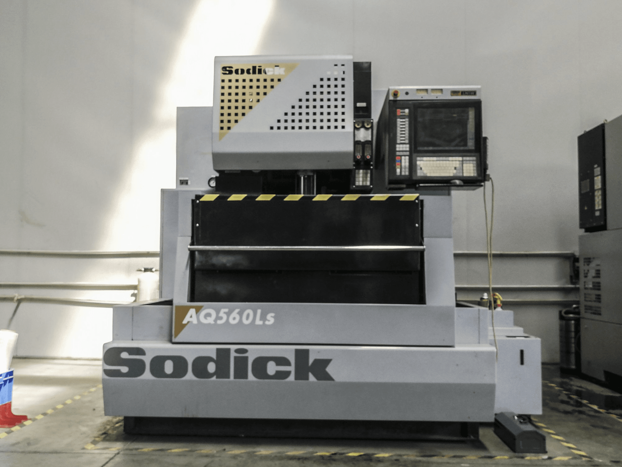Masina Sodick AQ560LS eestvaade