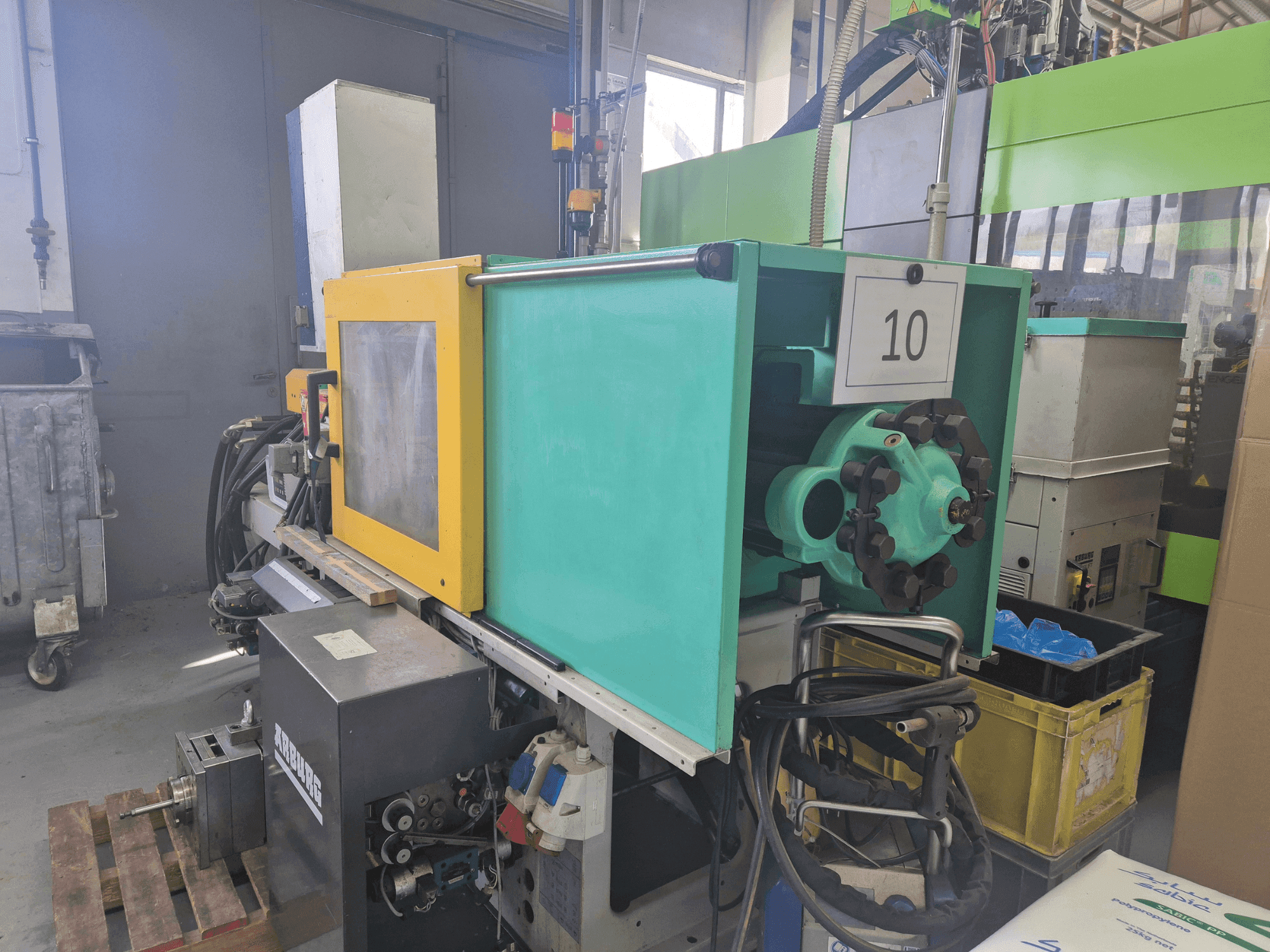 Masina Arburg Allrounder 270 C 400-70 eestvaade