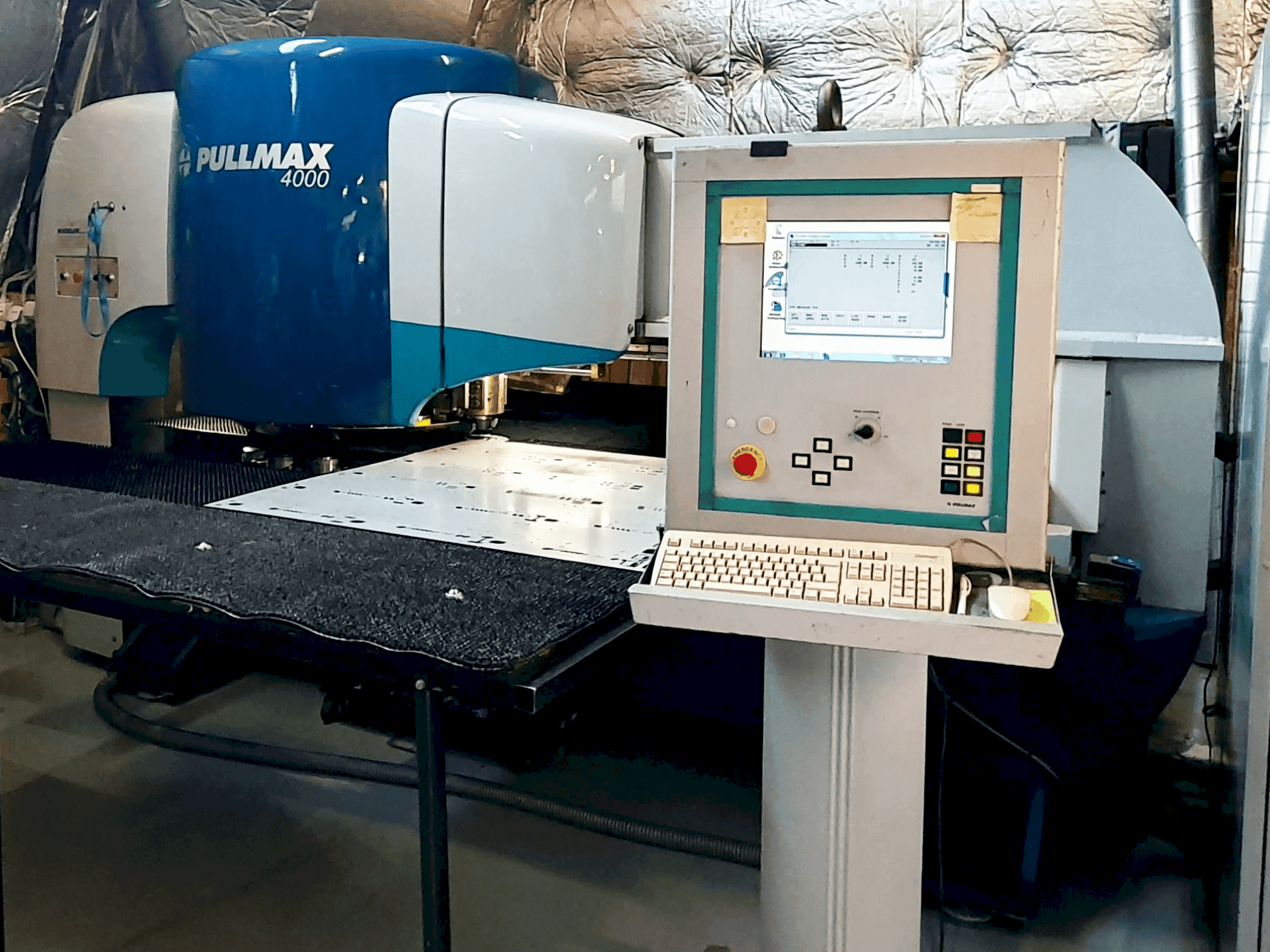 Masina Pullmax 4000 eestvaade