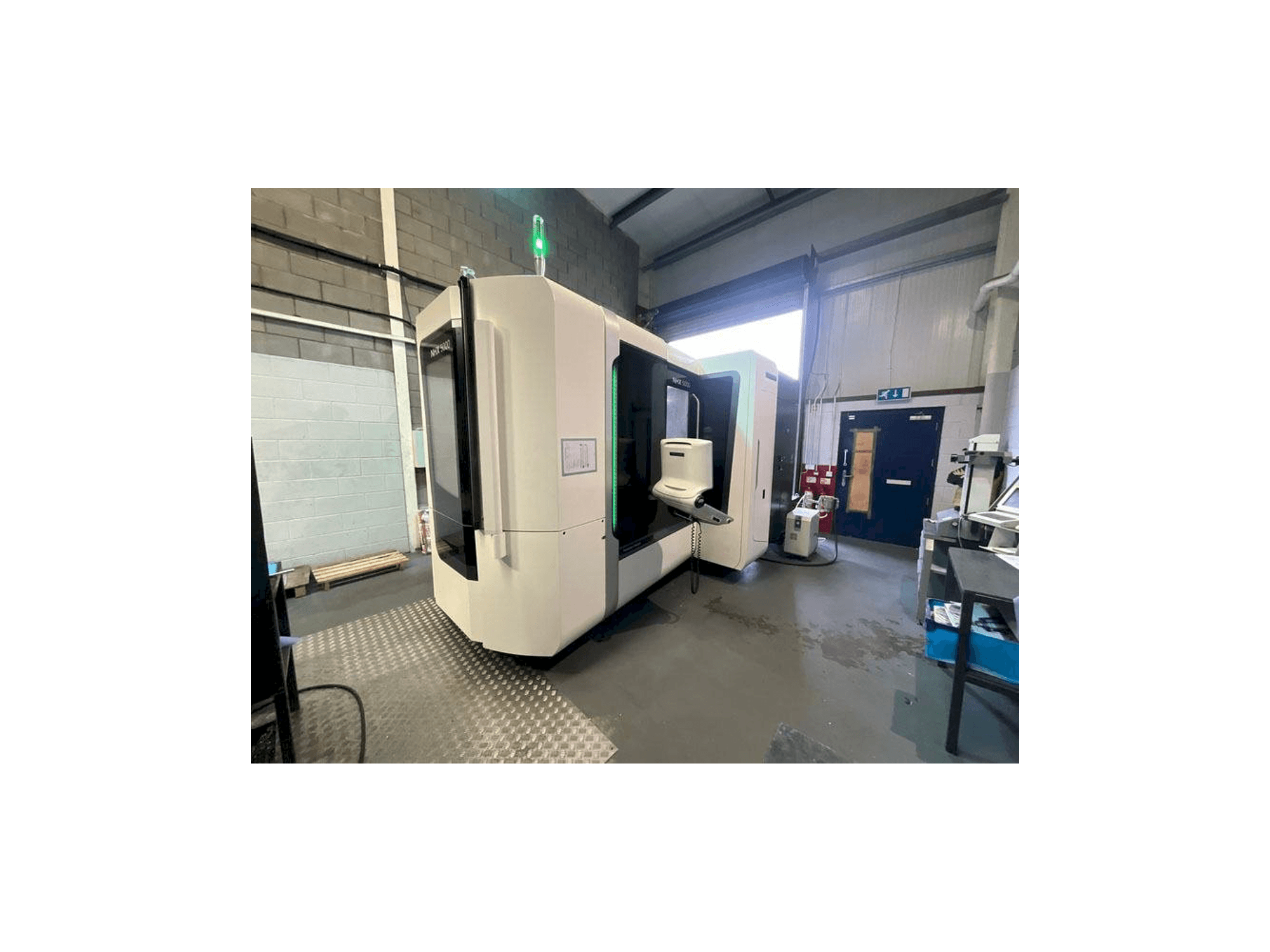 Masina DMG MORI NHX 5000 eestvaade