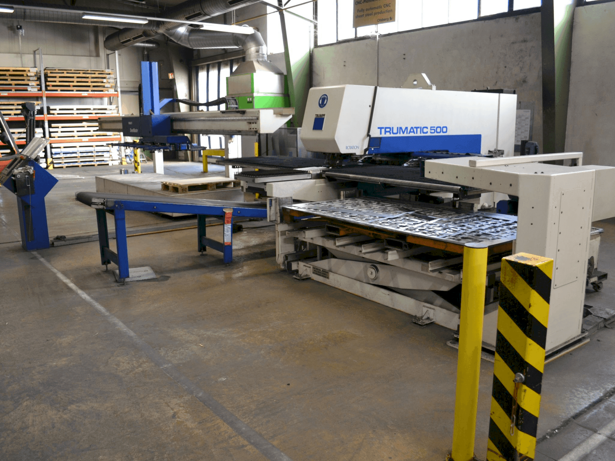 Masina TRUMPF Trumatic 500 eestvaade