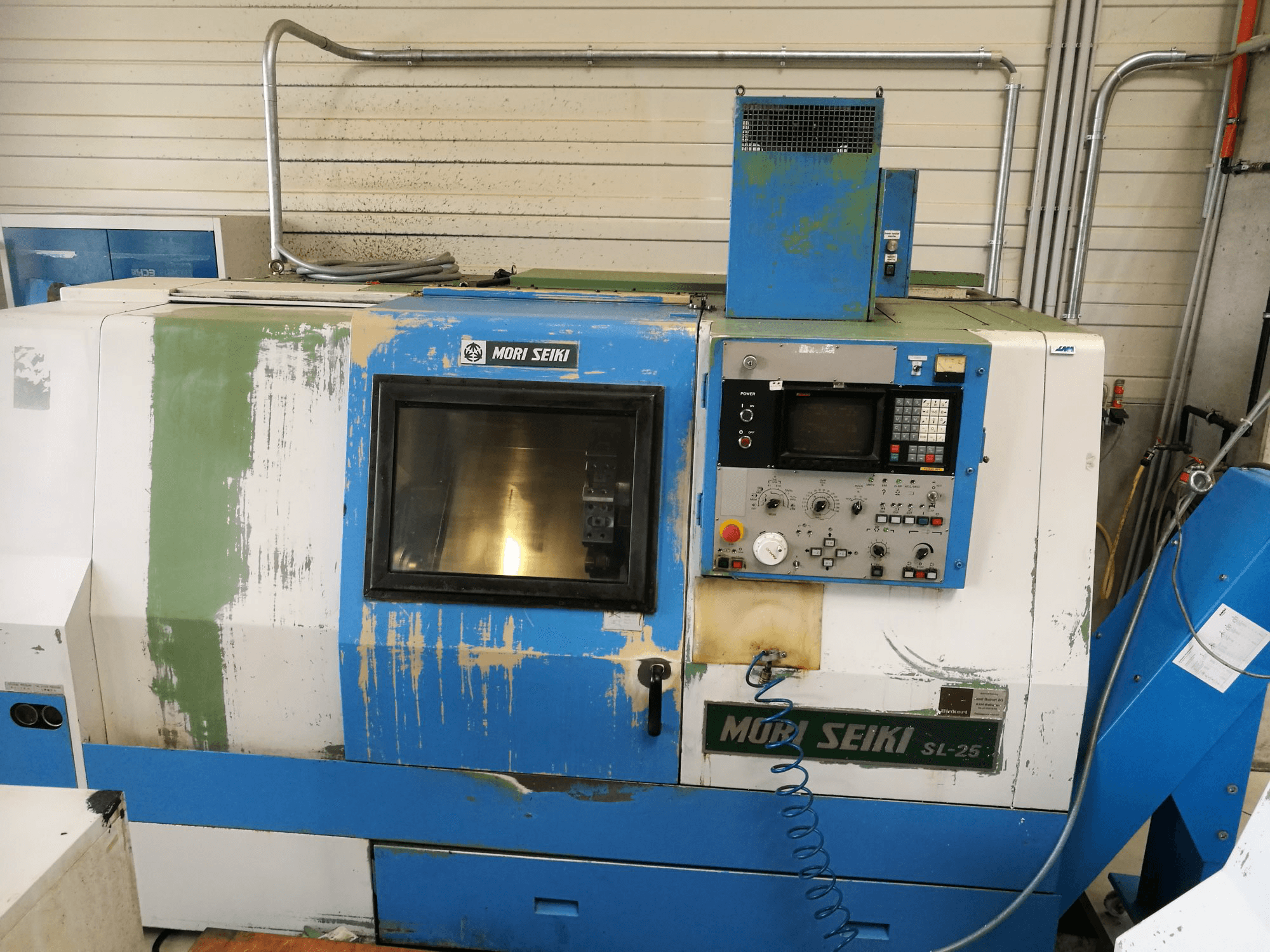 Masina MORI SEIKI SL-25A/500 eestvaade