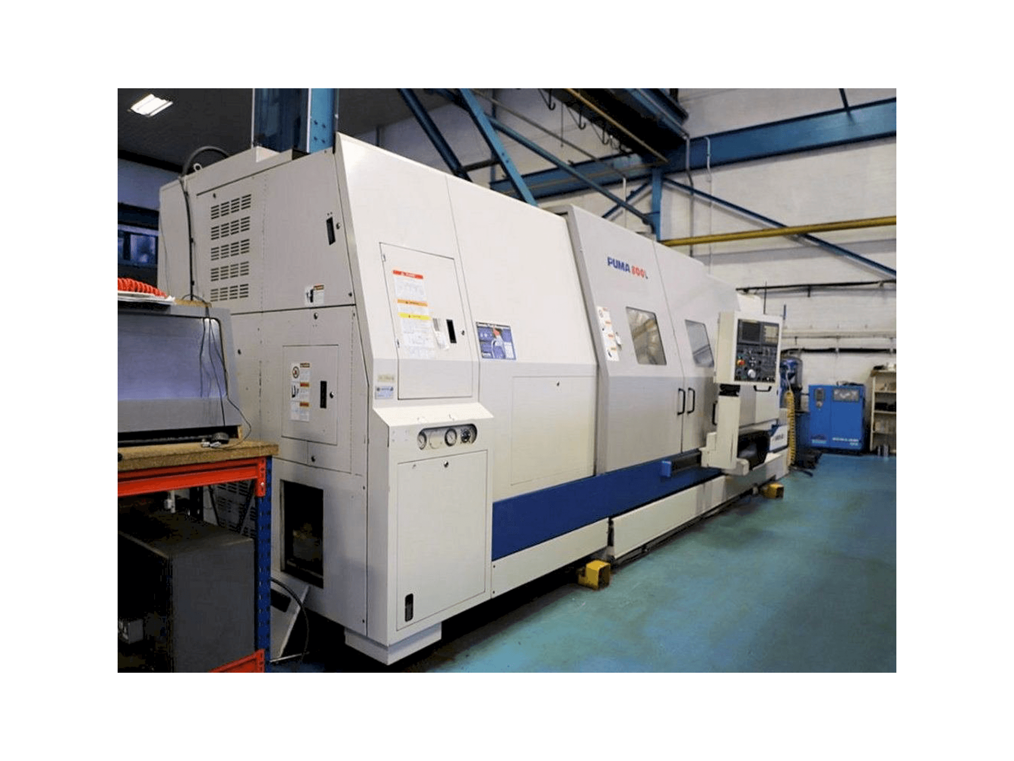 Masina Doosan Puma 800L eestvaade