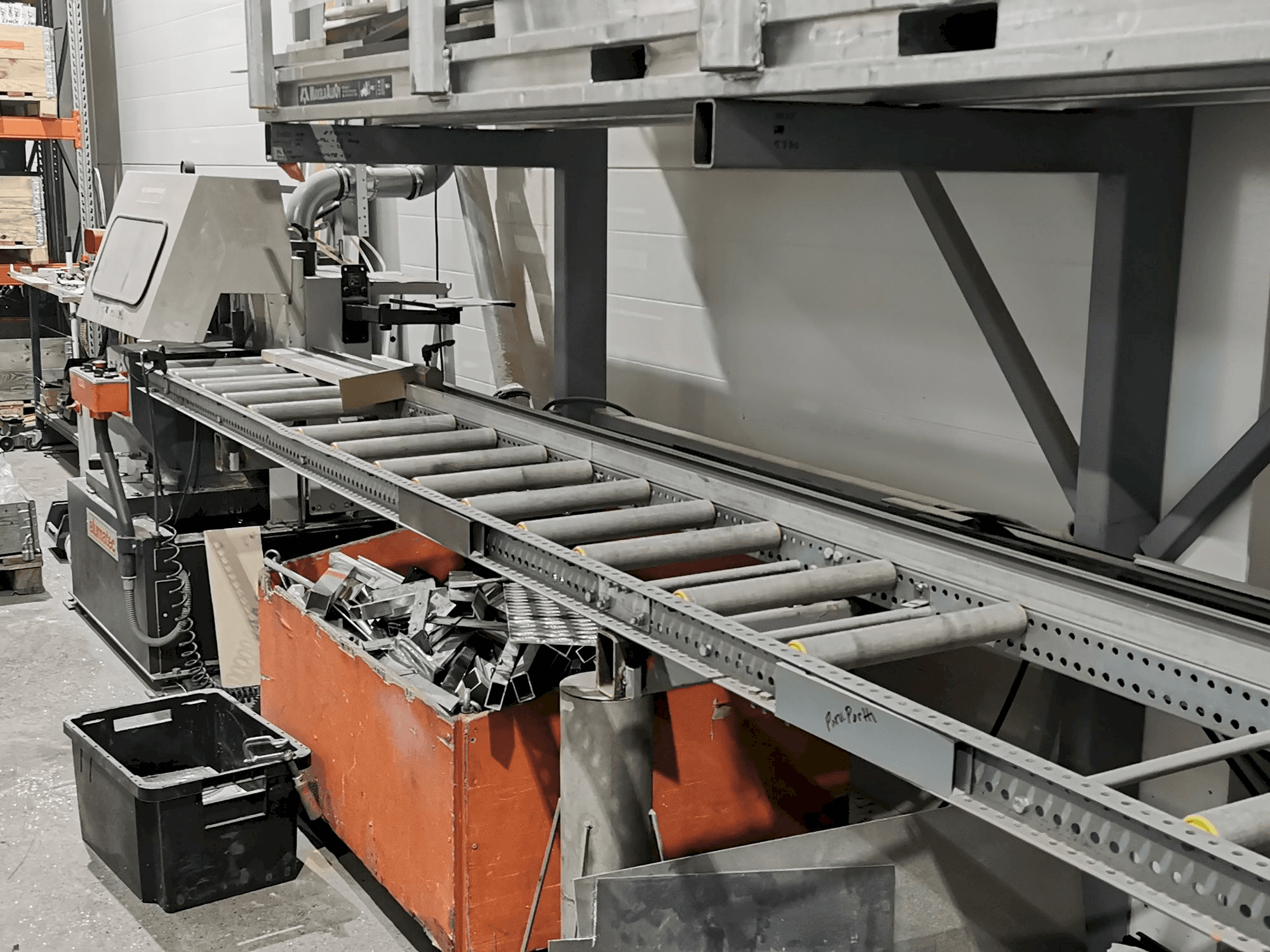 Masina Elumatec MGS 105/01 eestvaade