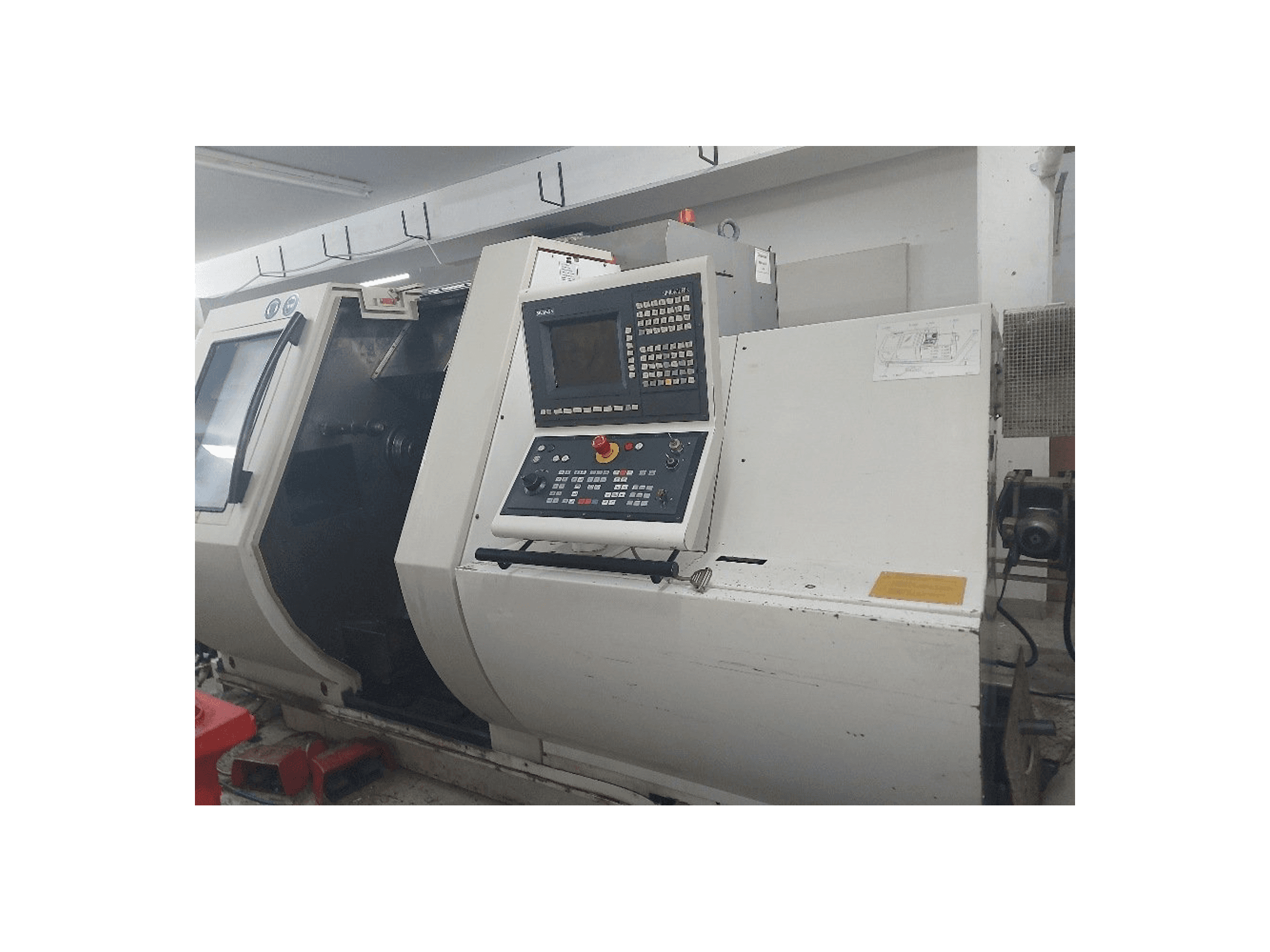 Masina Gildemeister MF Twin 65 eestvaade