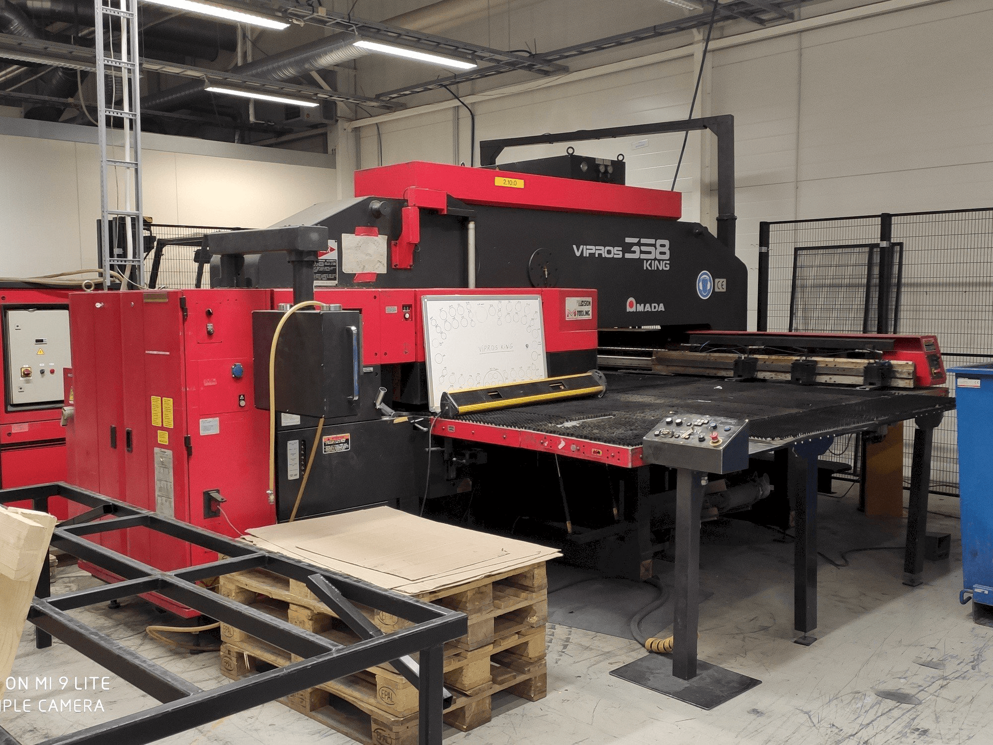Masina AMADA Vipros 358 King FS18 PC EMC eestvaade