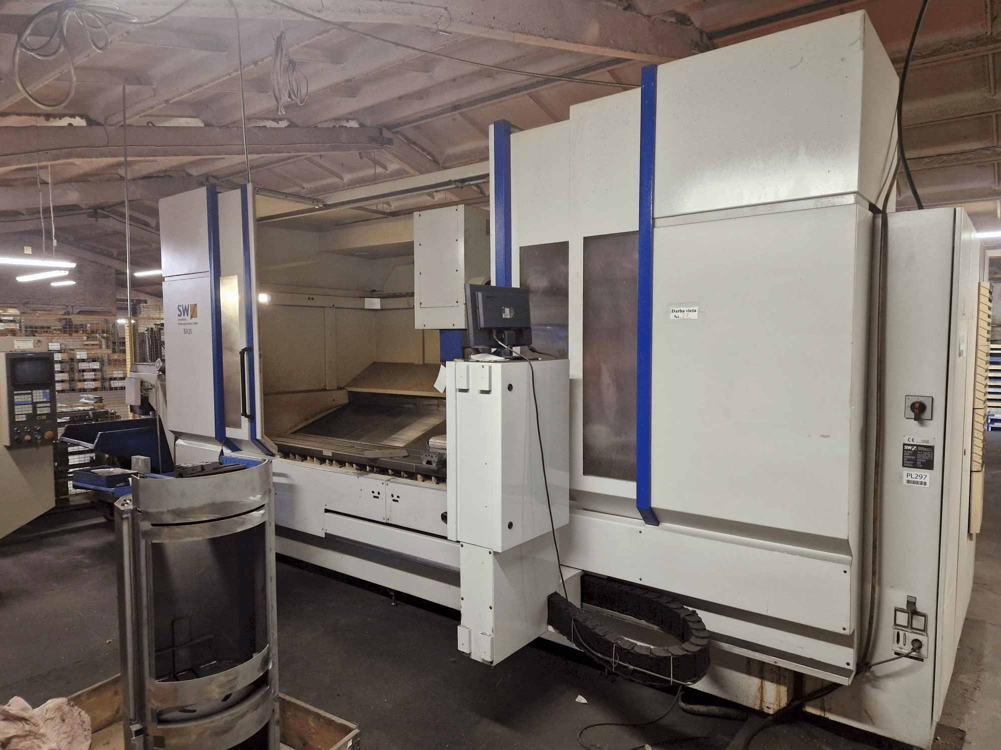 Masina SW BA 25 eestvaade