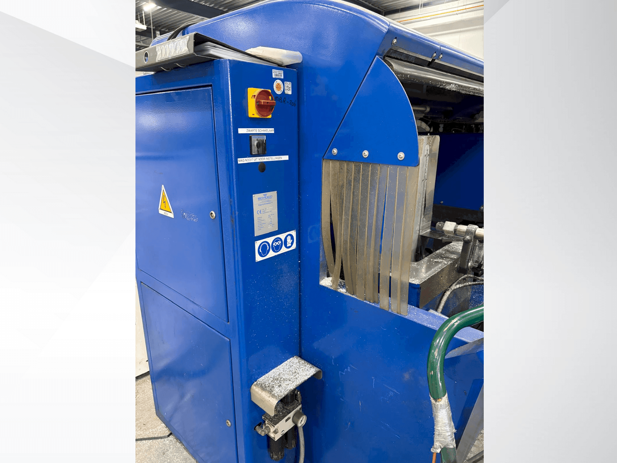 Masina SCHÜCO B 50 S eestvaade