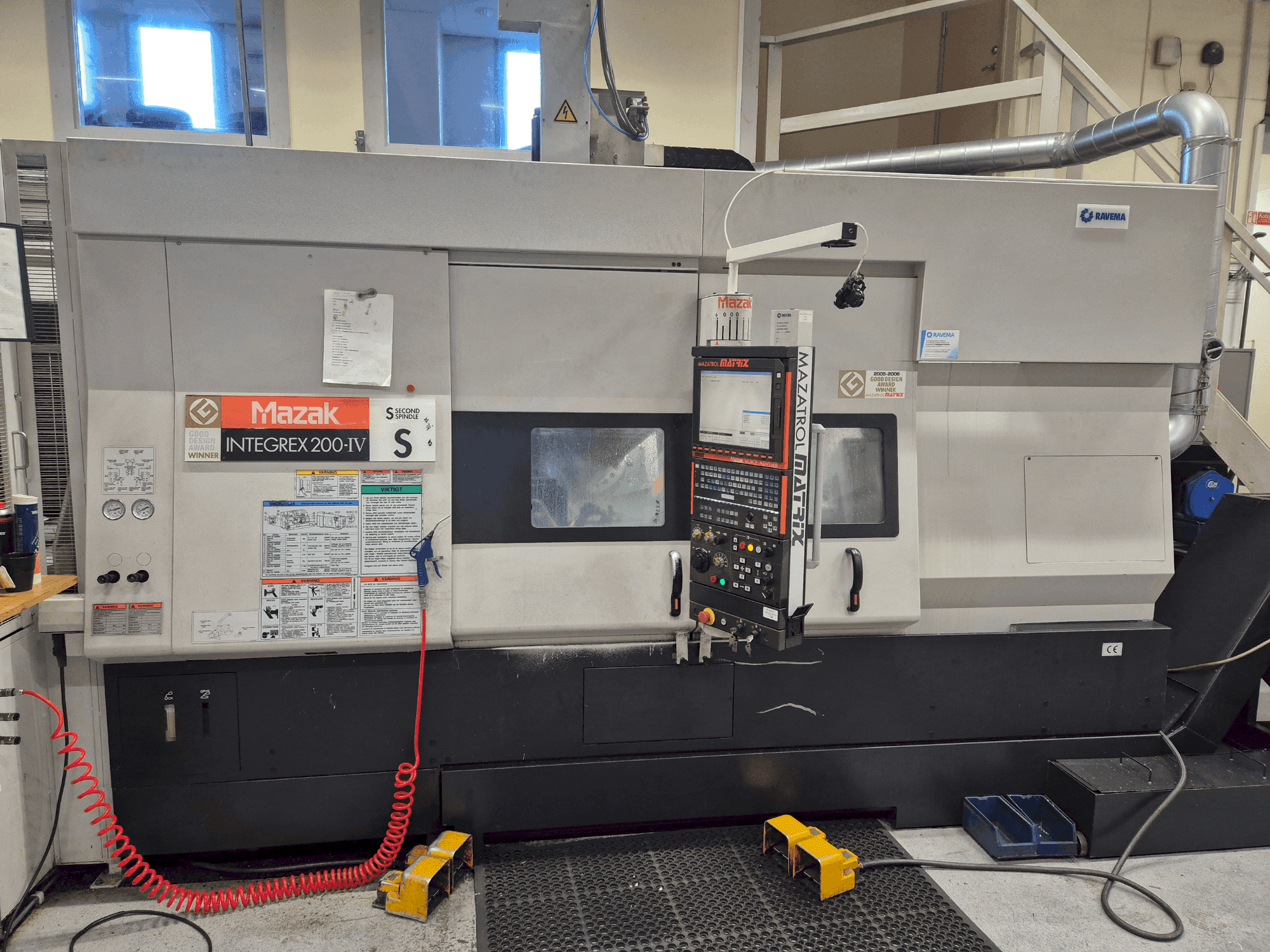 Masina Mazak Integrex 200 IV S with Gantry loader eestvaade