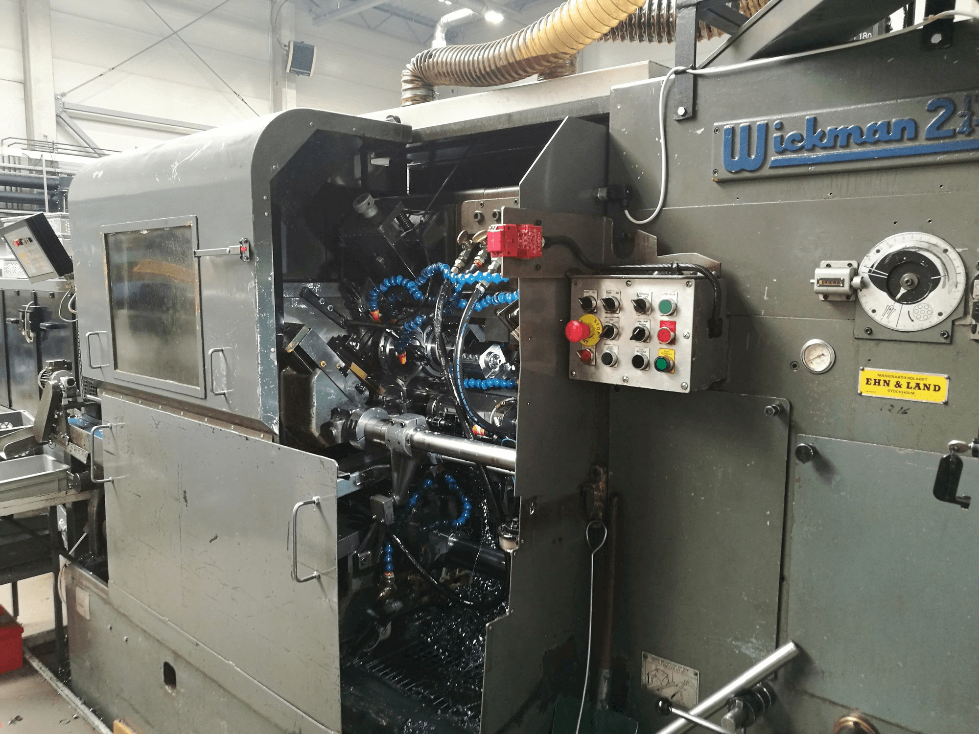 Masina Wickman 2 1/4"-6 eestvaade