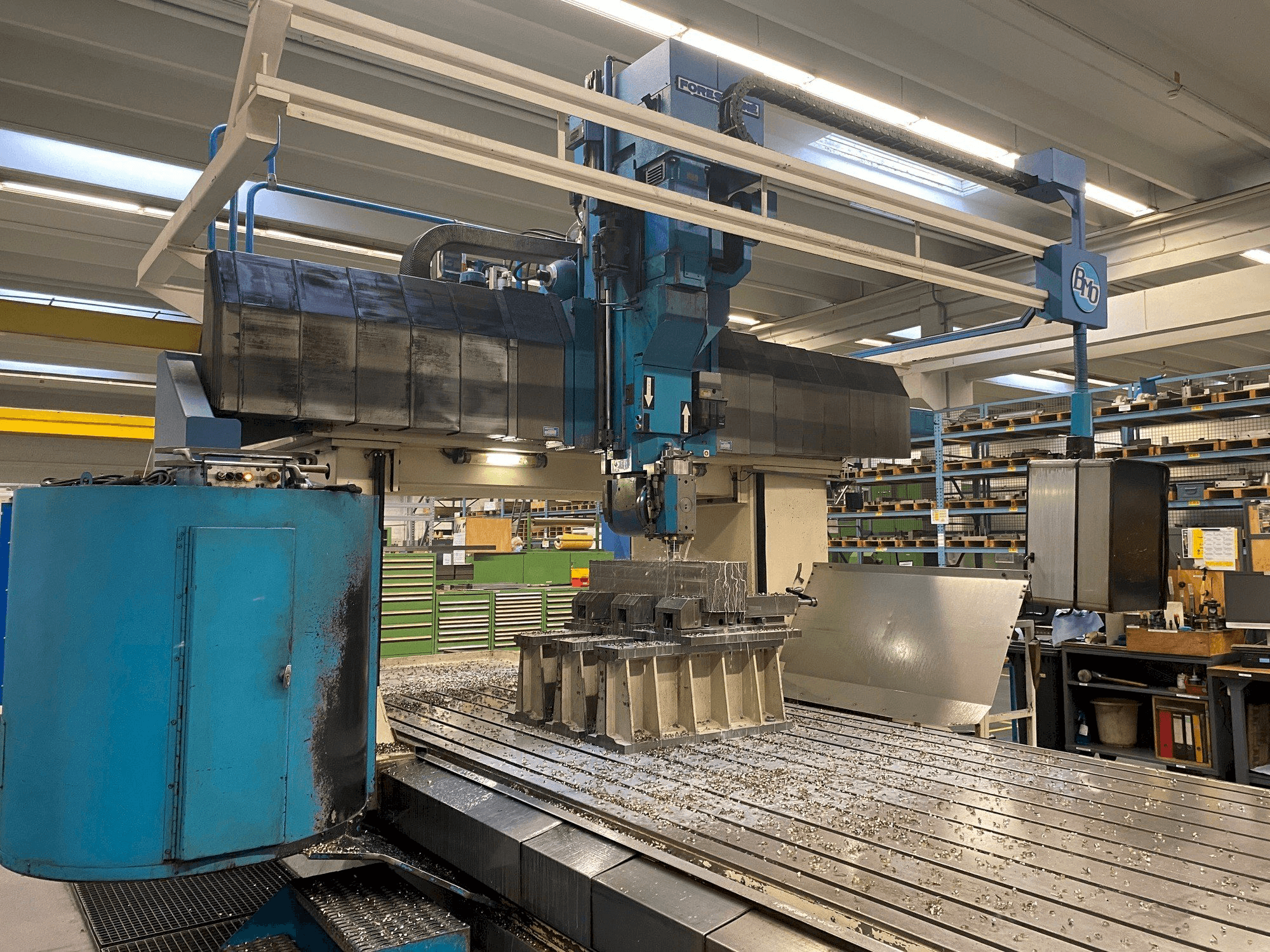 Masina Forest Line Seramill 240 eestvaade