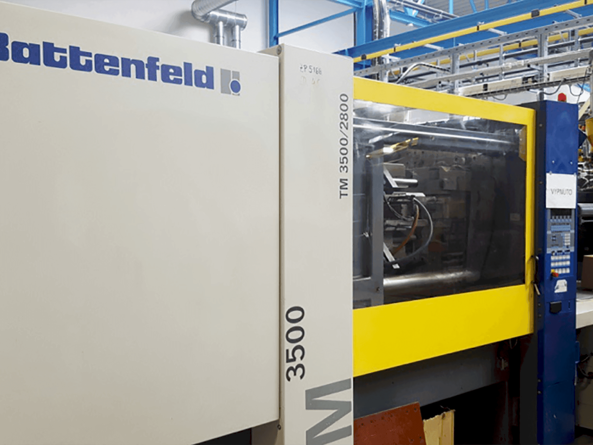 Masina Battenfeld TM 3500/2800 eestvaade