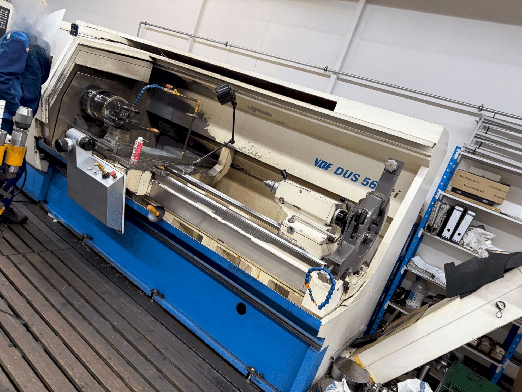 Masina BOEHRINGER VDF DUS 560 ti eestvaade