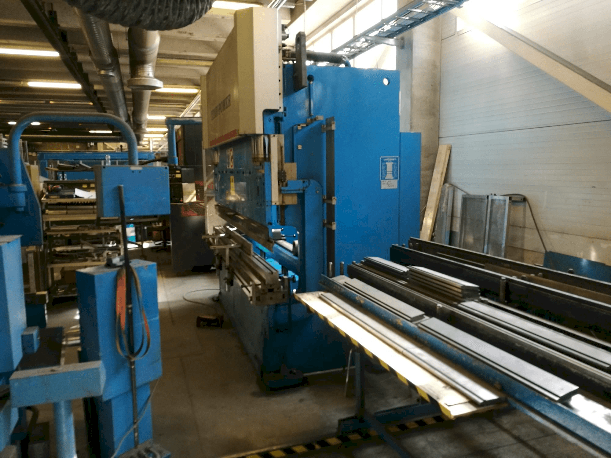 Masina Finn-Power JAROMET CNC J 100 -3000 eestvaade