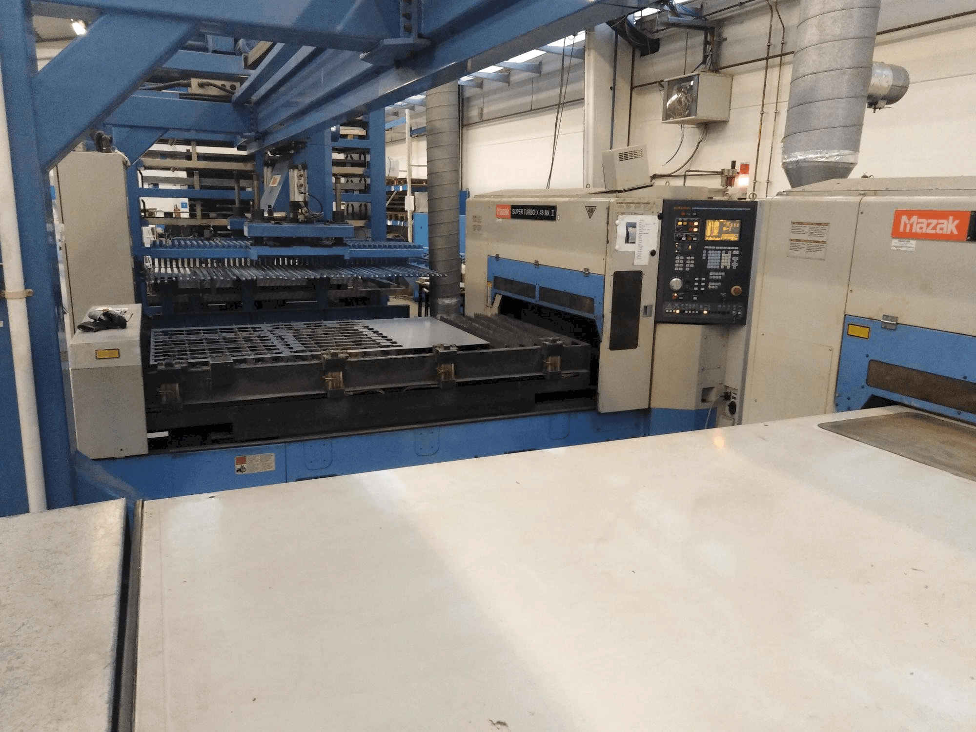 Masina Mazak stx-48 Mark II eestvaade