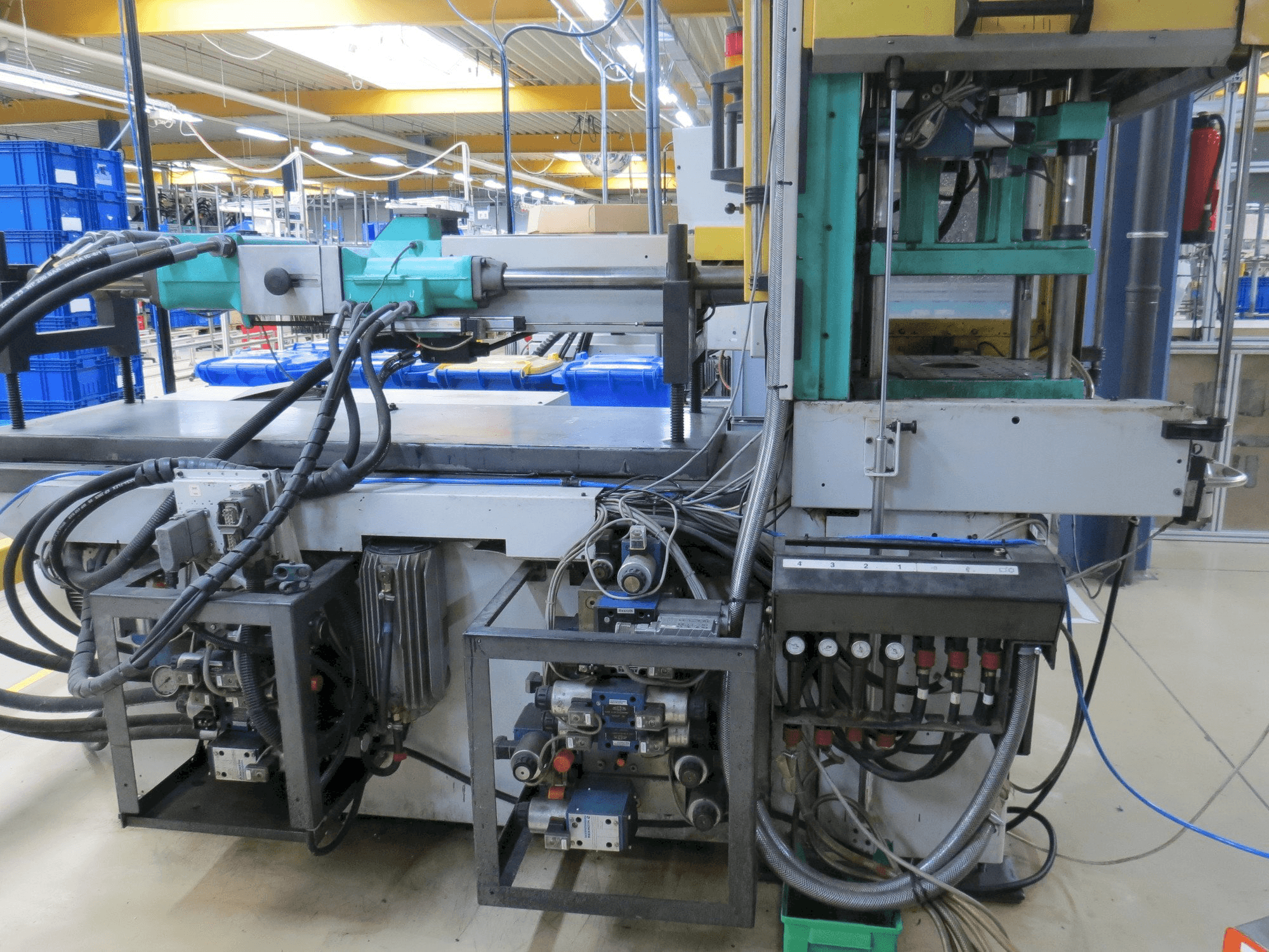 Masina Arburg Allrounder 320 C / S 500-250 Vo eestvaade