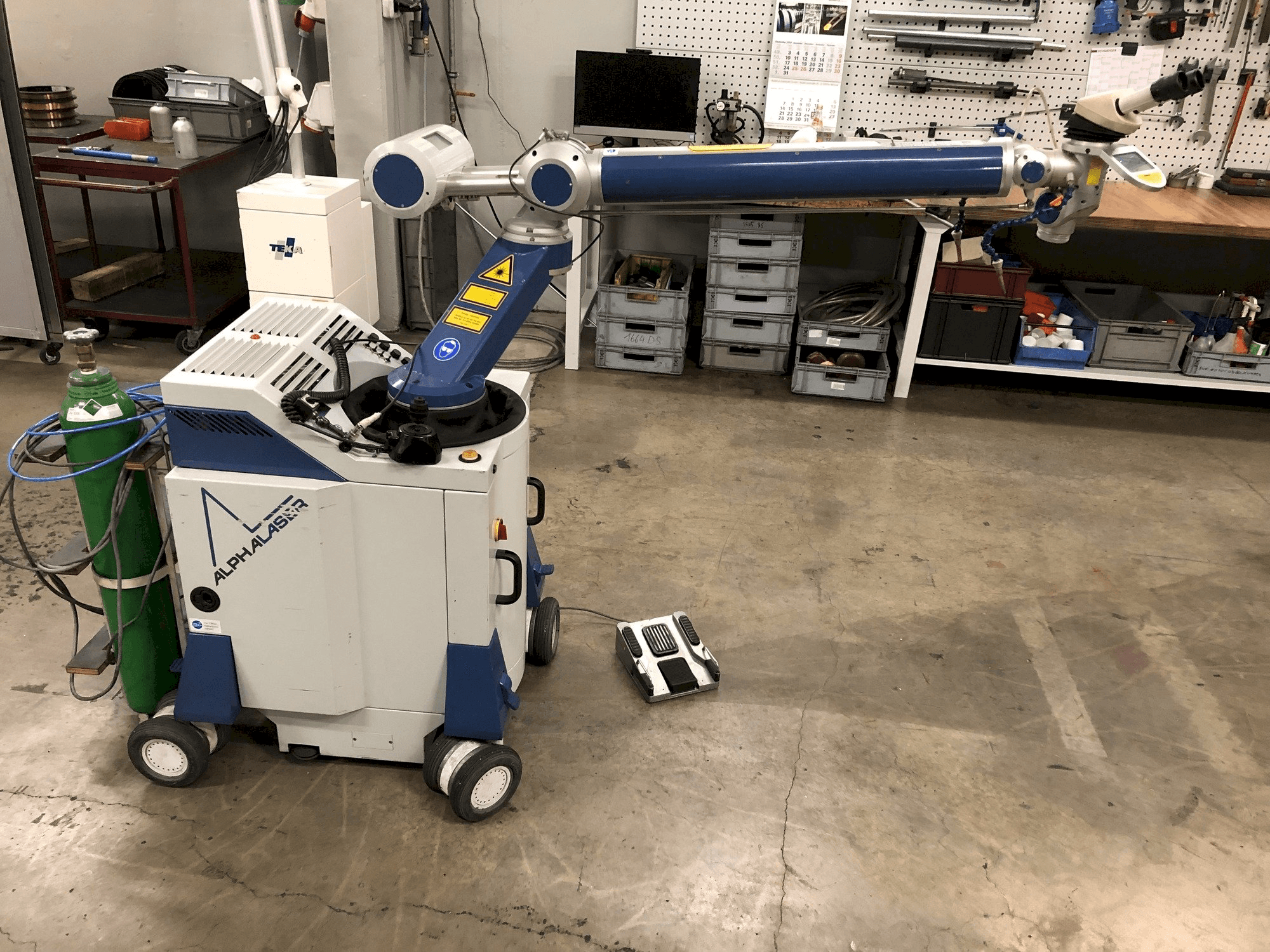 Masinavaade ALPHA LASER ALM 200 vasakult