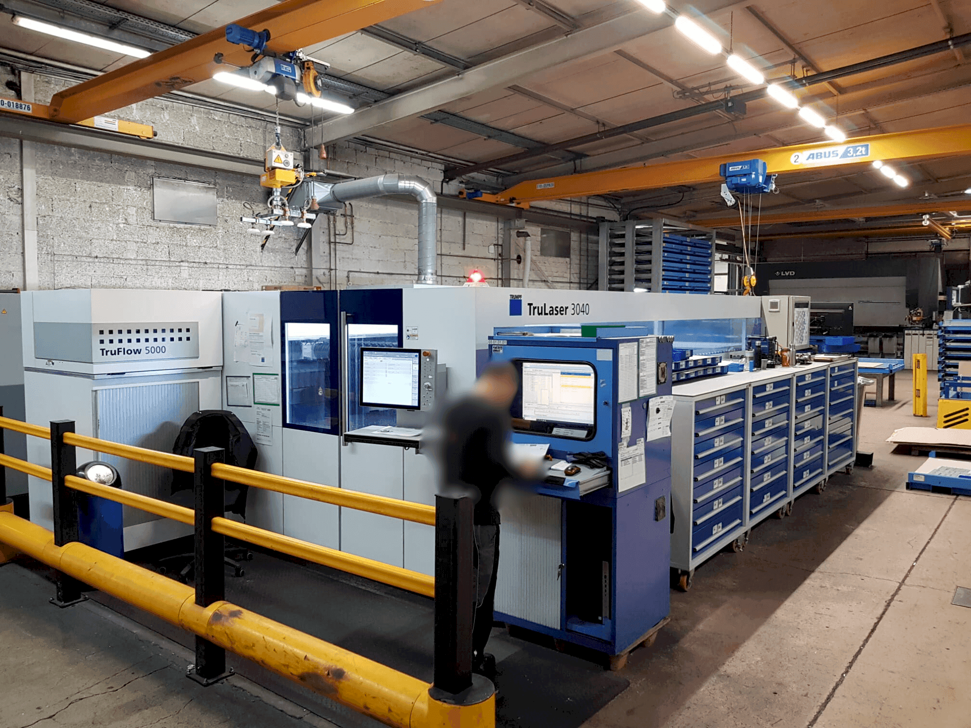 Masina TRUMPF TruLaser 3040 5kW CO2 eestvaade