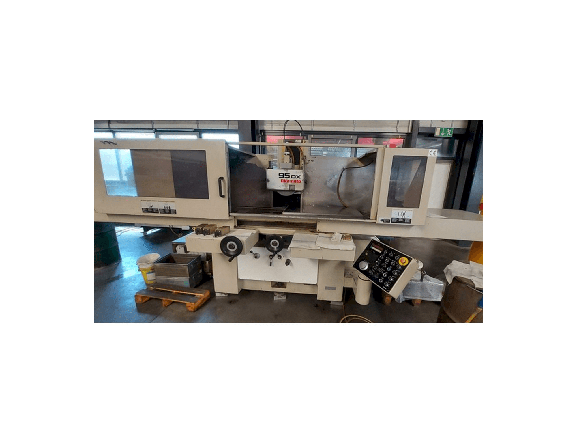 Masina OKAMOTO 95DX eestvaade