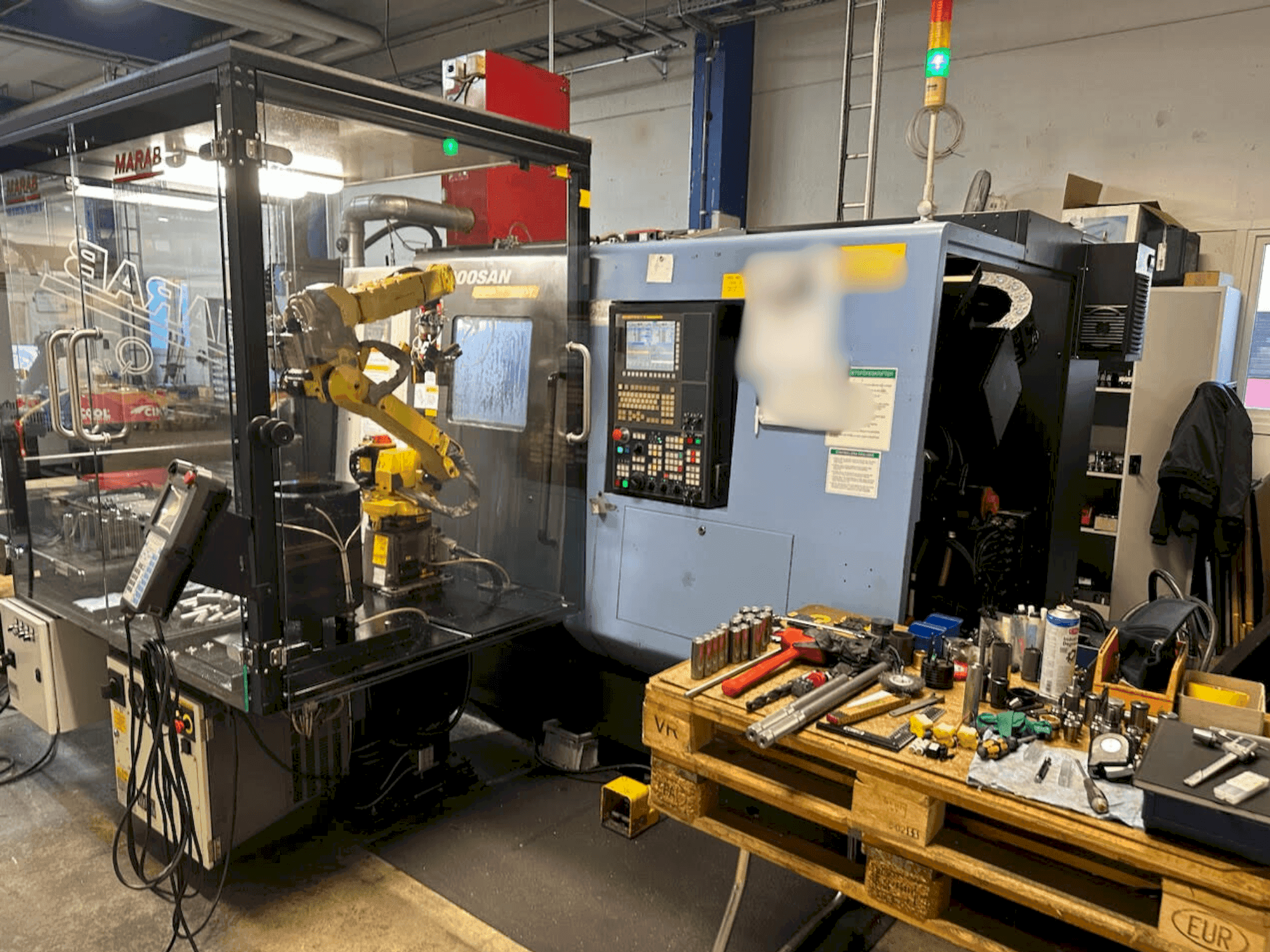 Masina DOOSAN PUMA TT 1800 SY eestvaade