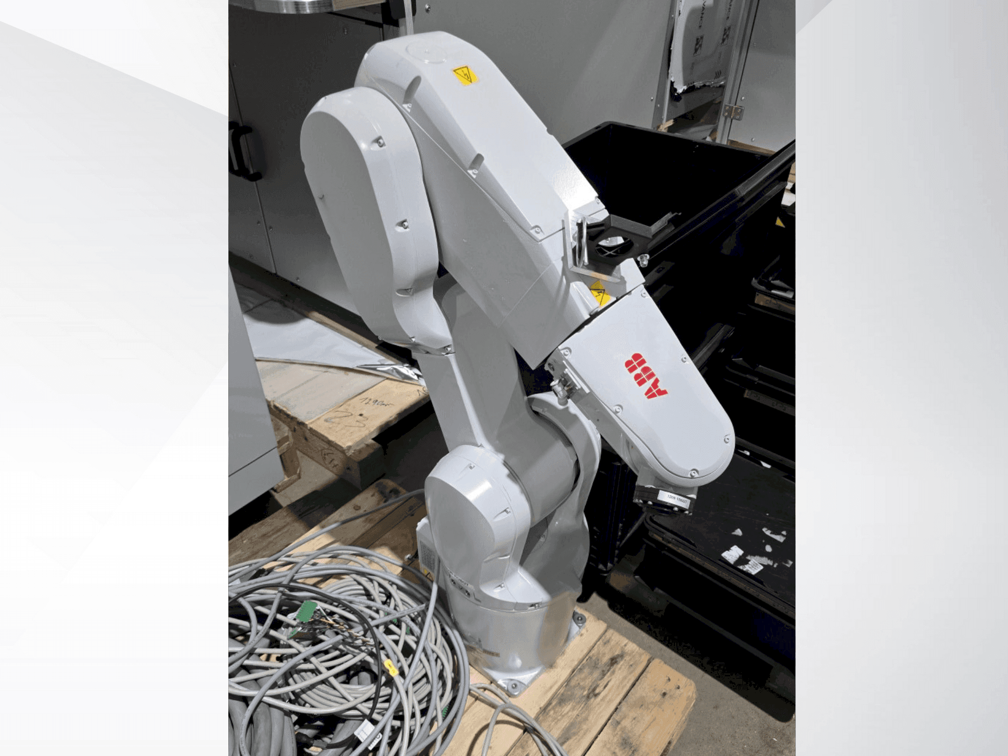 Masina ABB IRB 1200-5/0.9 eestvaade