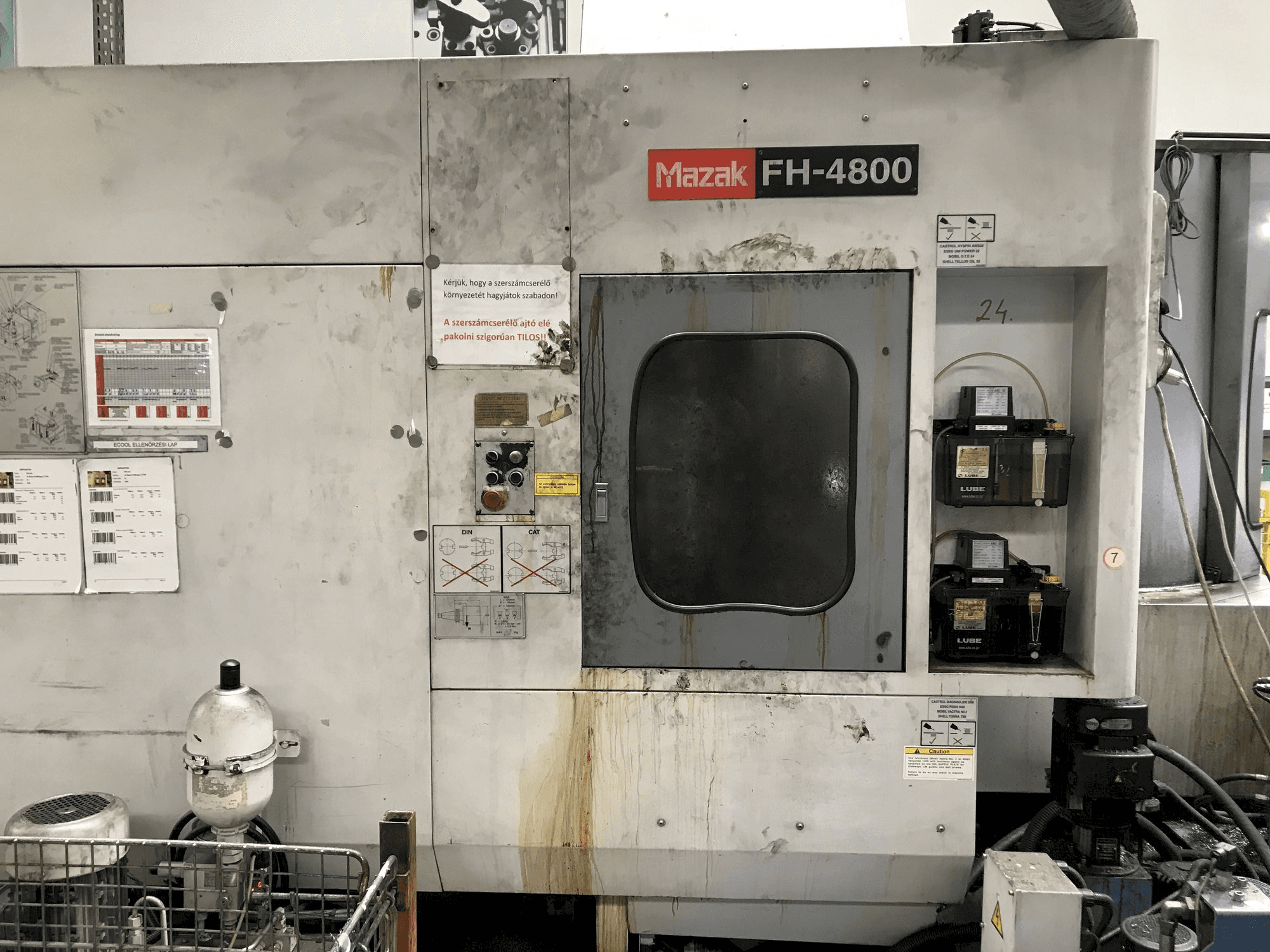 Masina Mazak FH-4800 40T vasaku külje vaade