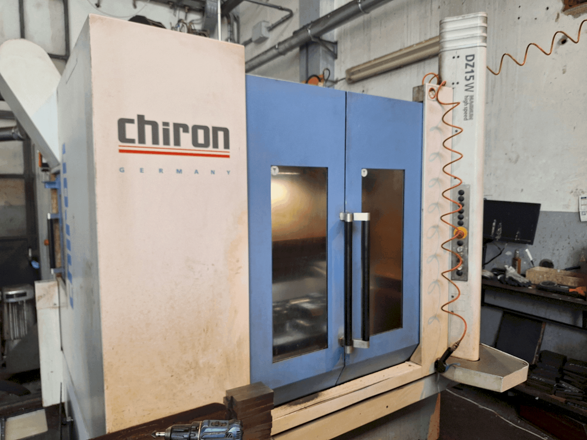 Masina CHIRON DZ15W Magnum eestvaade