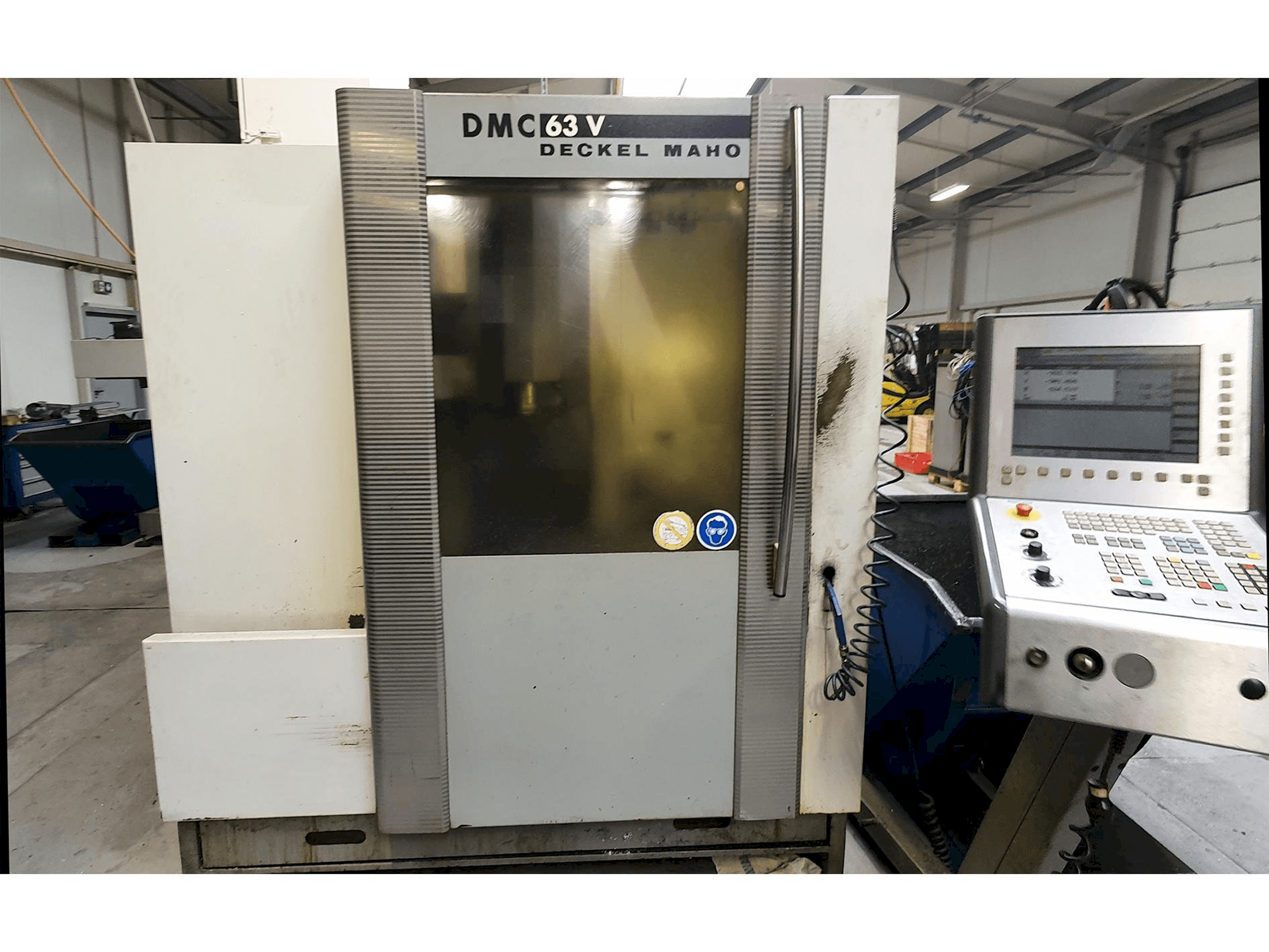 Masina DECKEL MAHO DMC 63V eestvaade