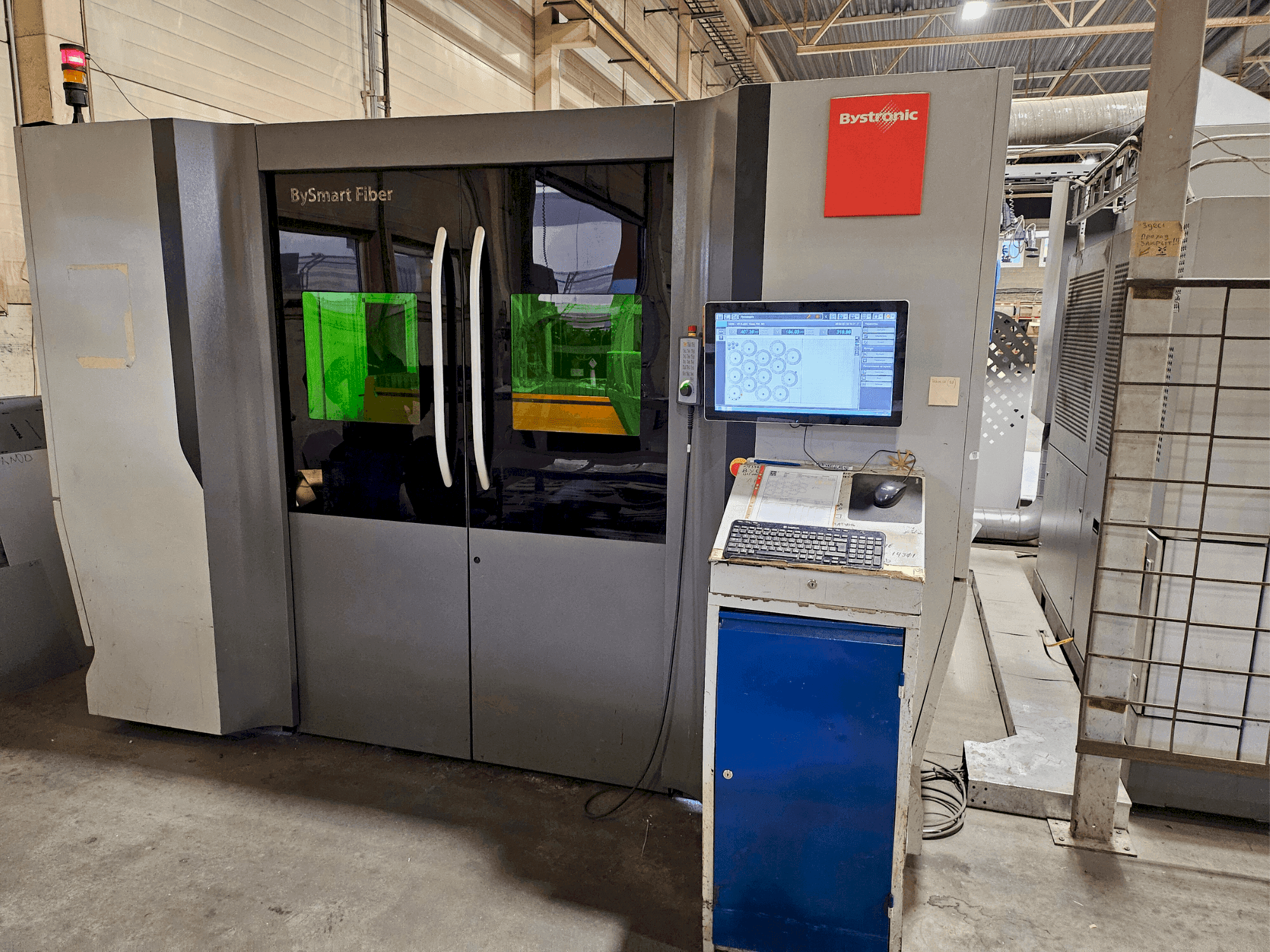 Masina Bystronic BySmart Fiber 3015 6KW eestvaade