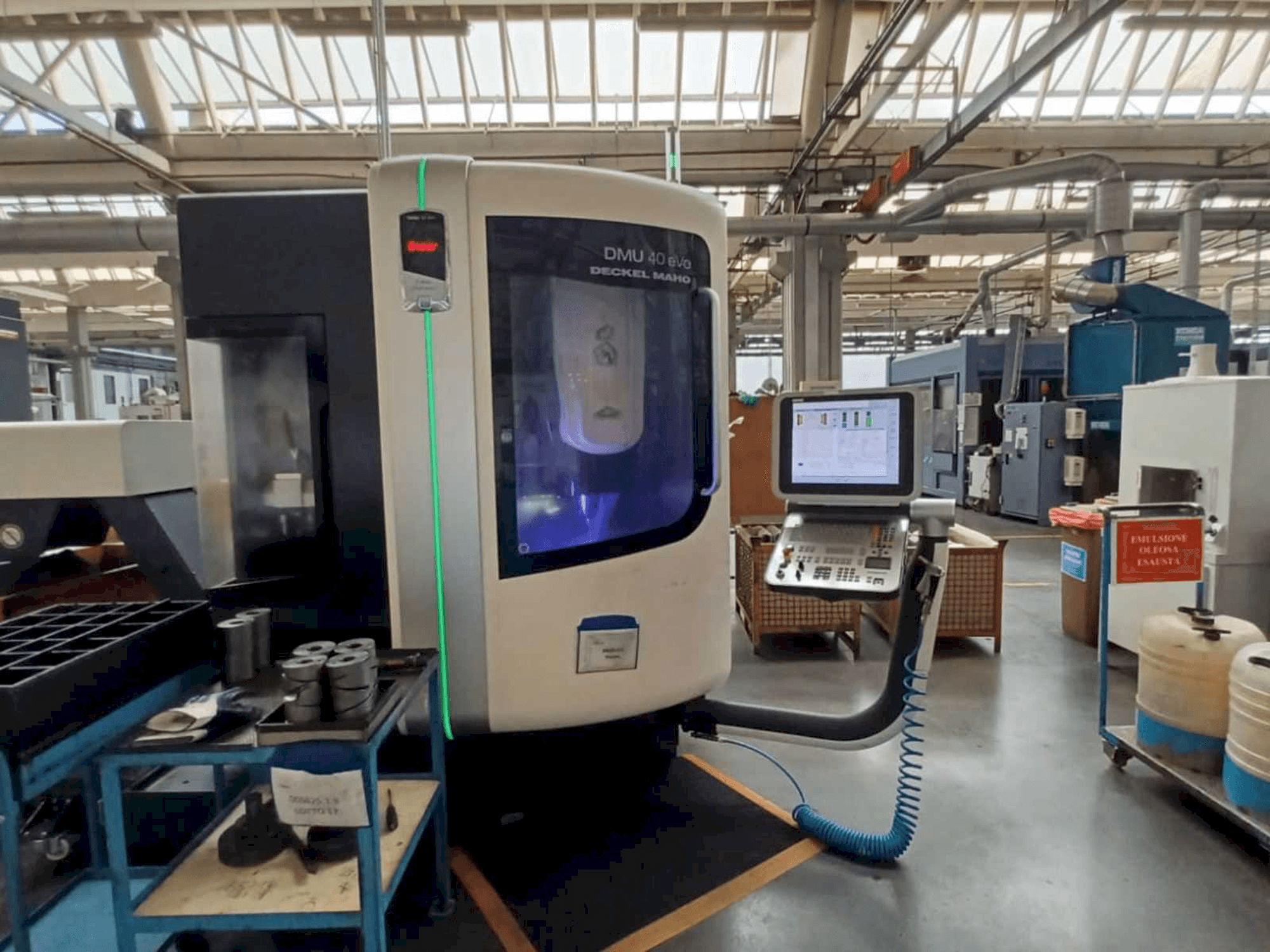 Masina DMG DMU 40 evo eestvaade