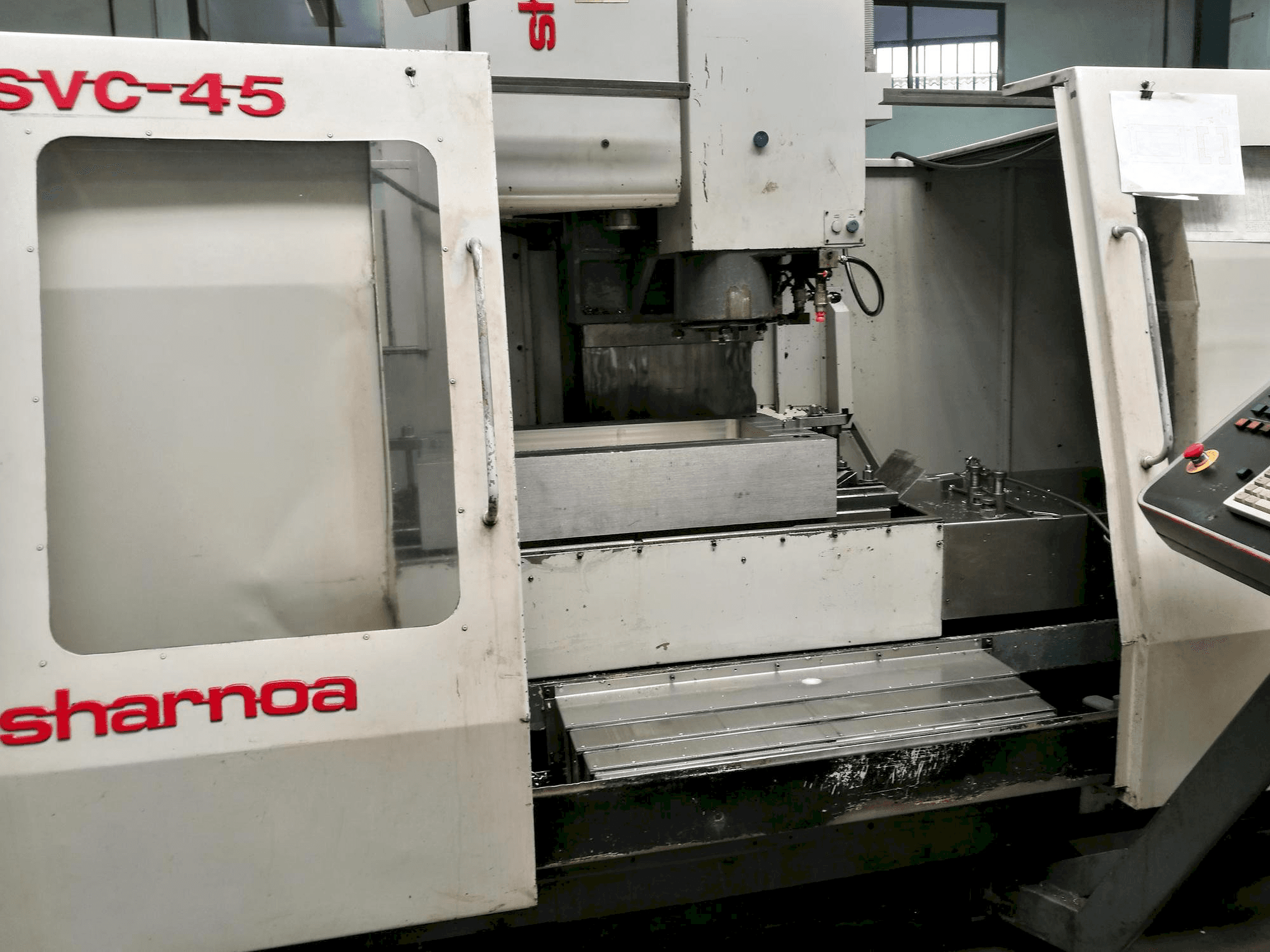 Masina Sharnoa SVC-45 eestvaade