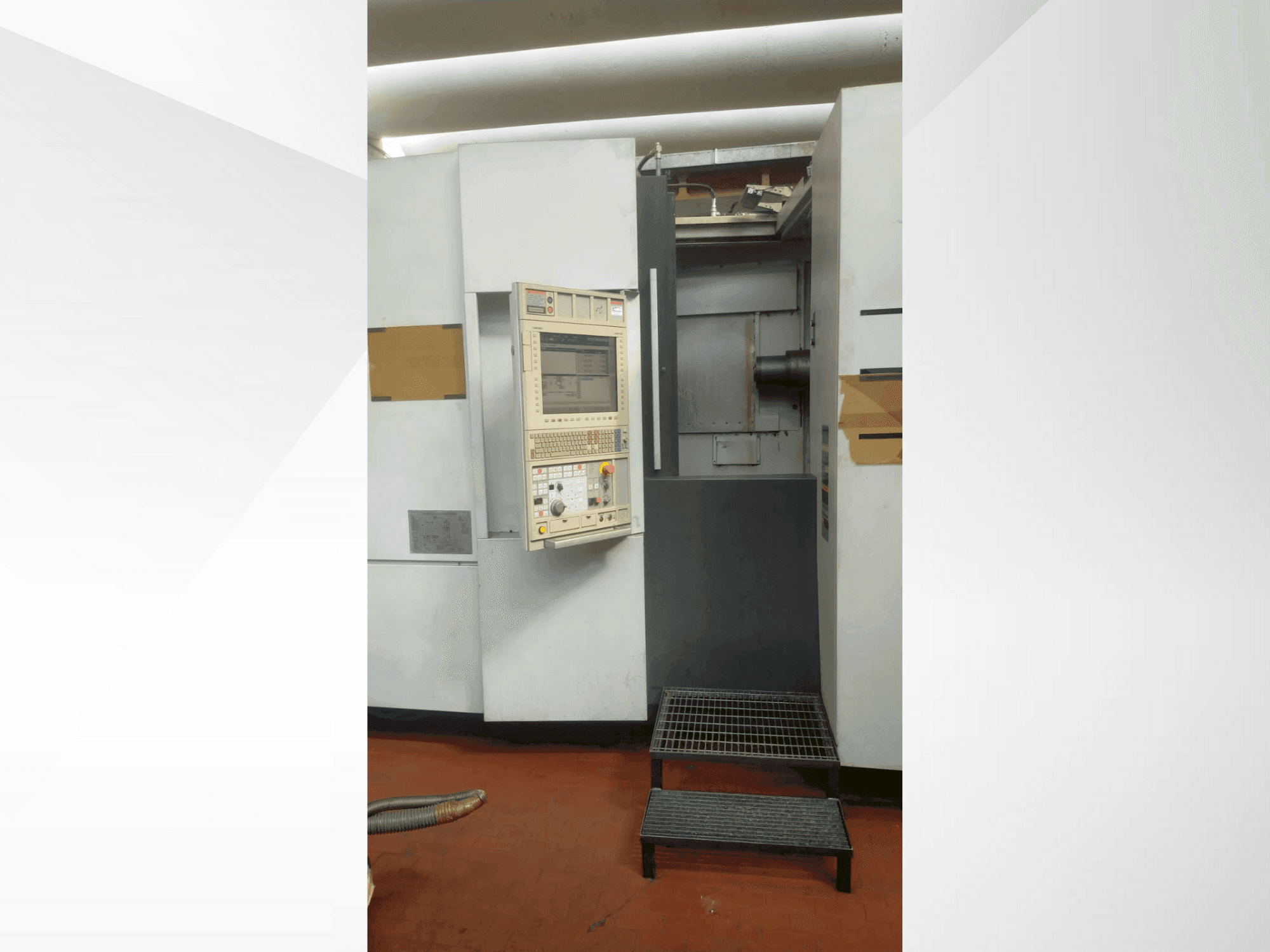 Masina MORI SEIKI NH 5000/40 DCG eestvaade