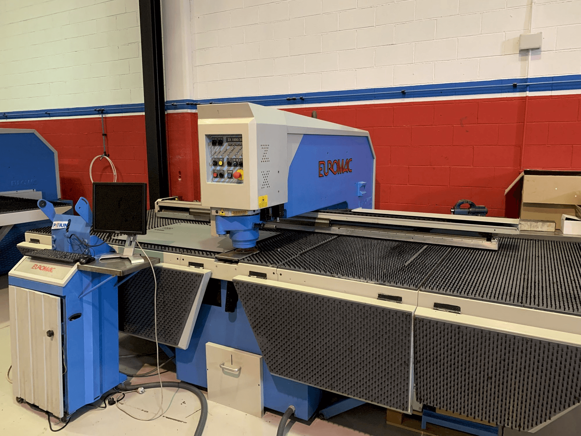 Masina Euromac ZX 1000-30-2000 eestvaade