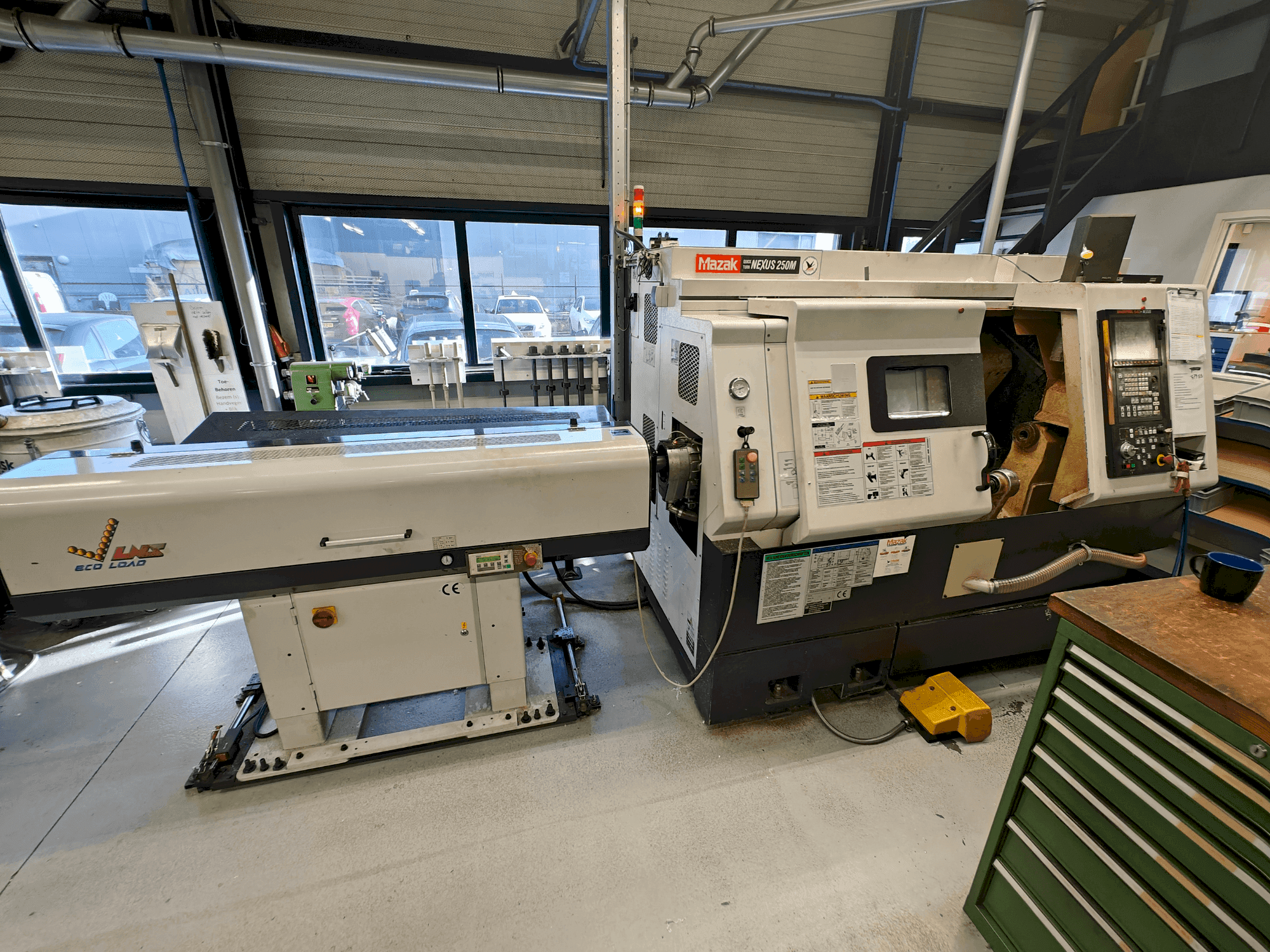 Masina Mazak Quick Turn Nexus 250M eestvaade