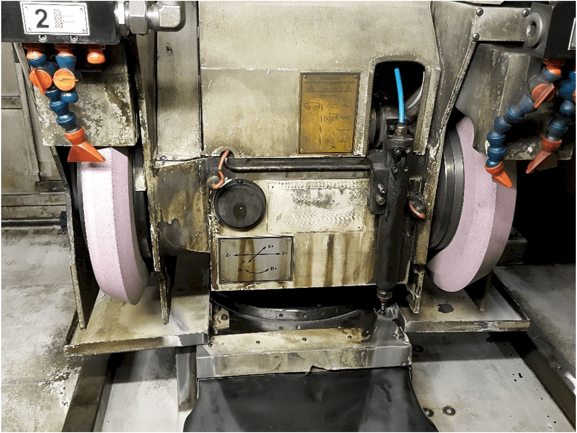 Masina DANOBAT WT-62-3B eestvaade