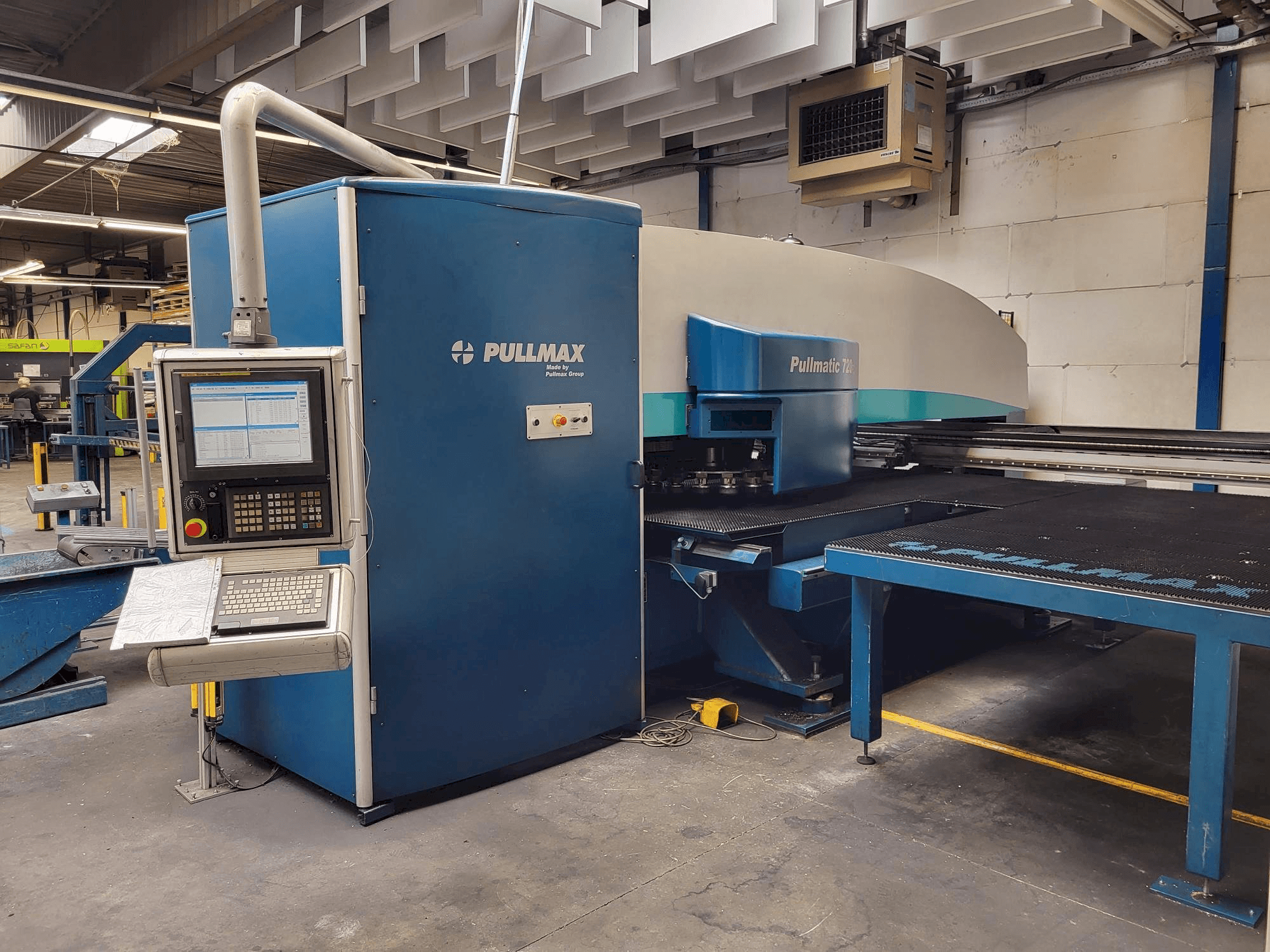 Masina Pullmax 720 eestvaade