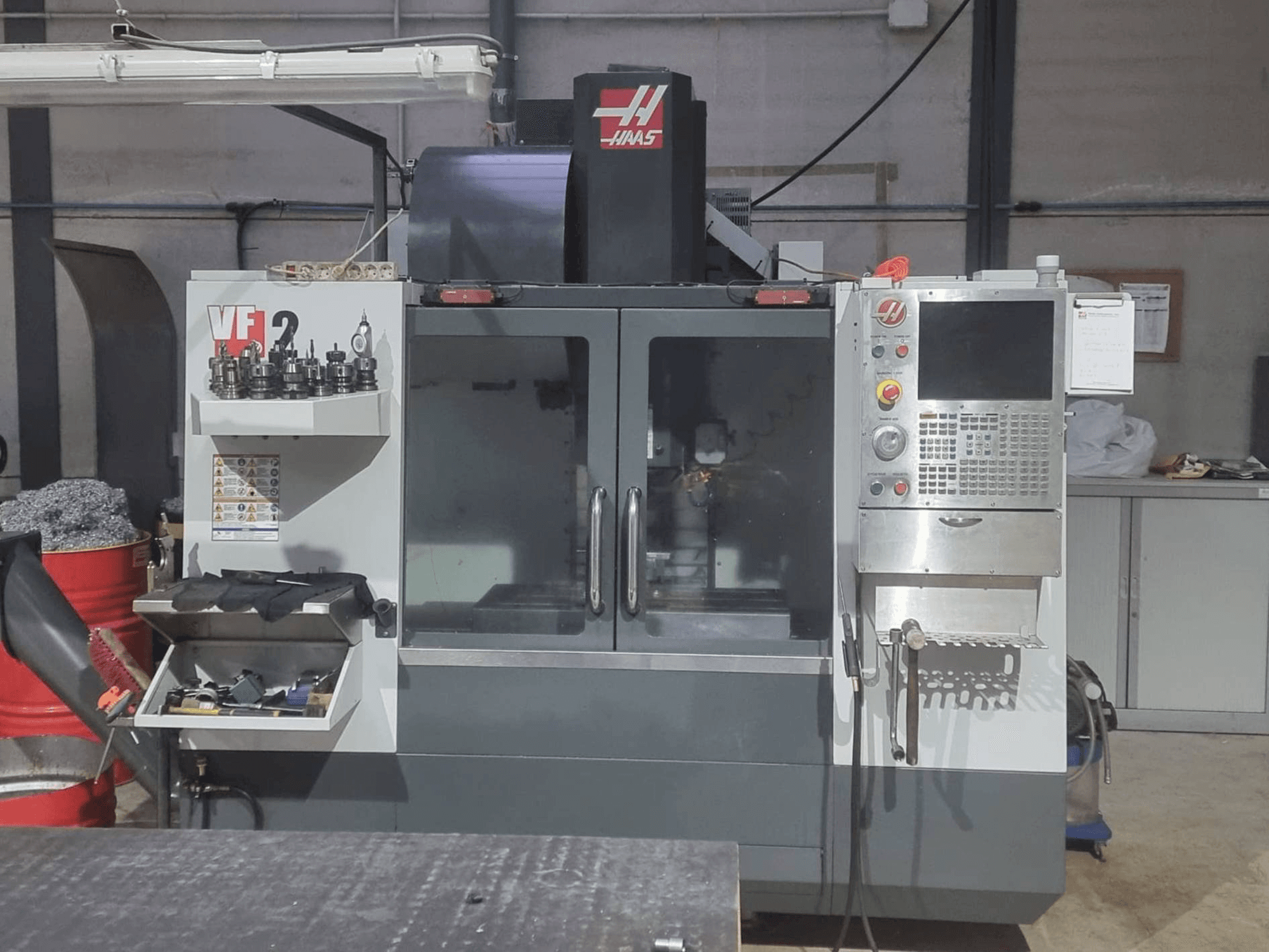 Masina HAAS VF-2 eestvaade