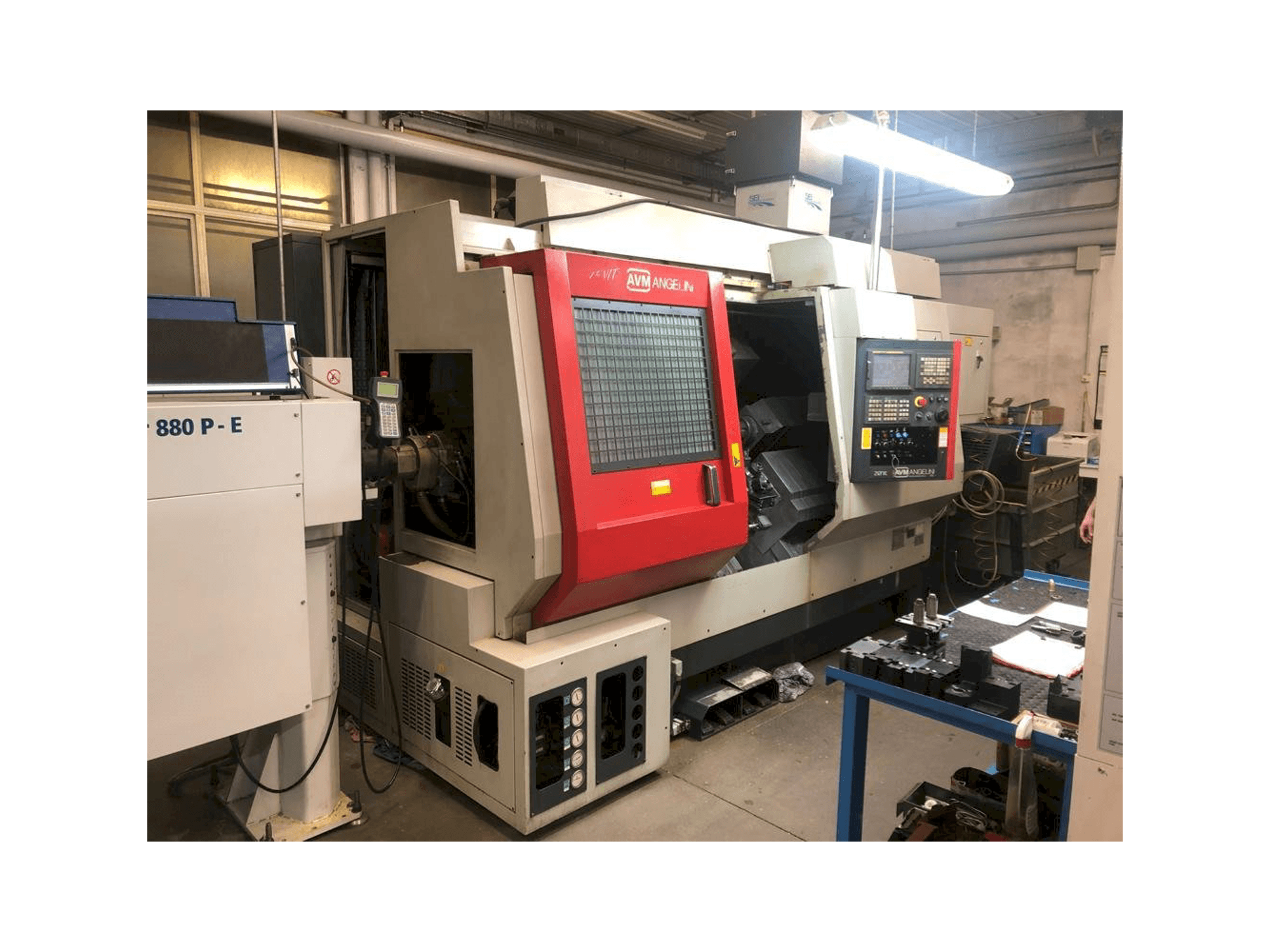 Masina AVM Angelini Zenit eestvaade