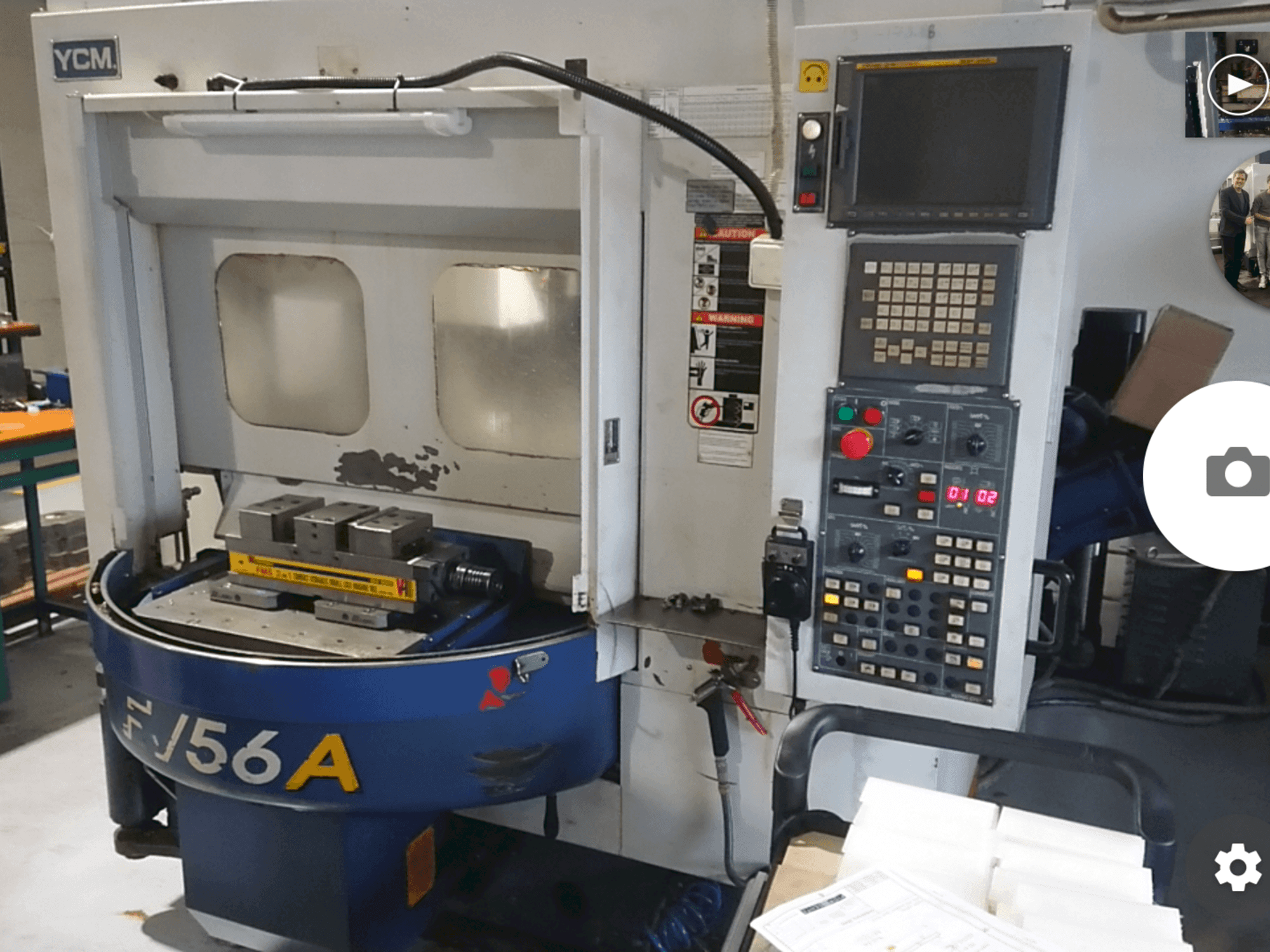 Masina YCM FV56A eestvaade