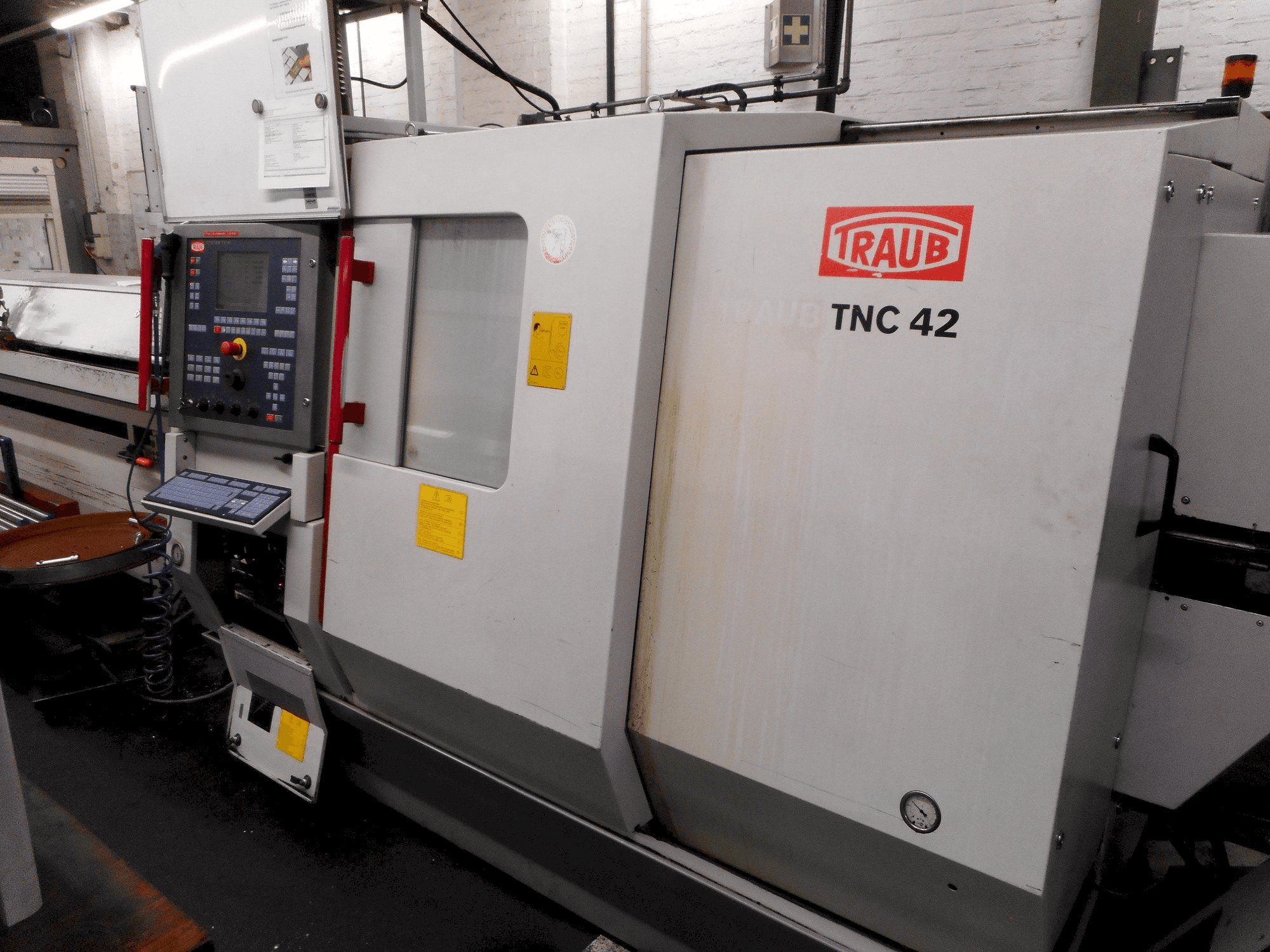 Masina TRAUB TNC42/65 eestvaade