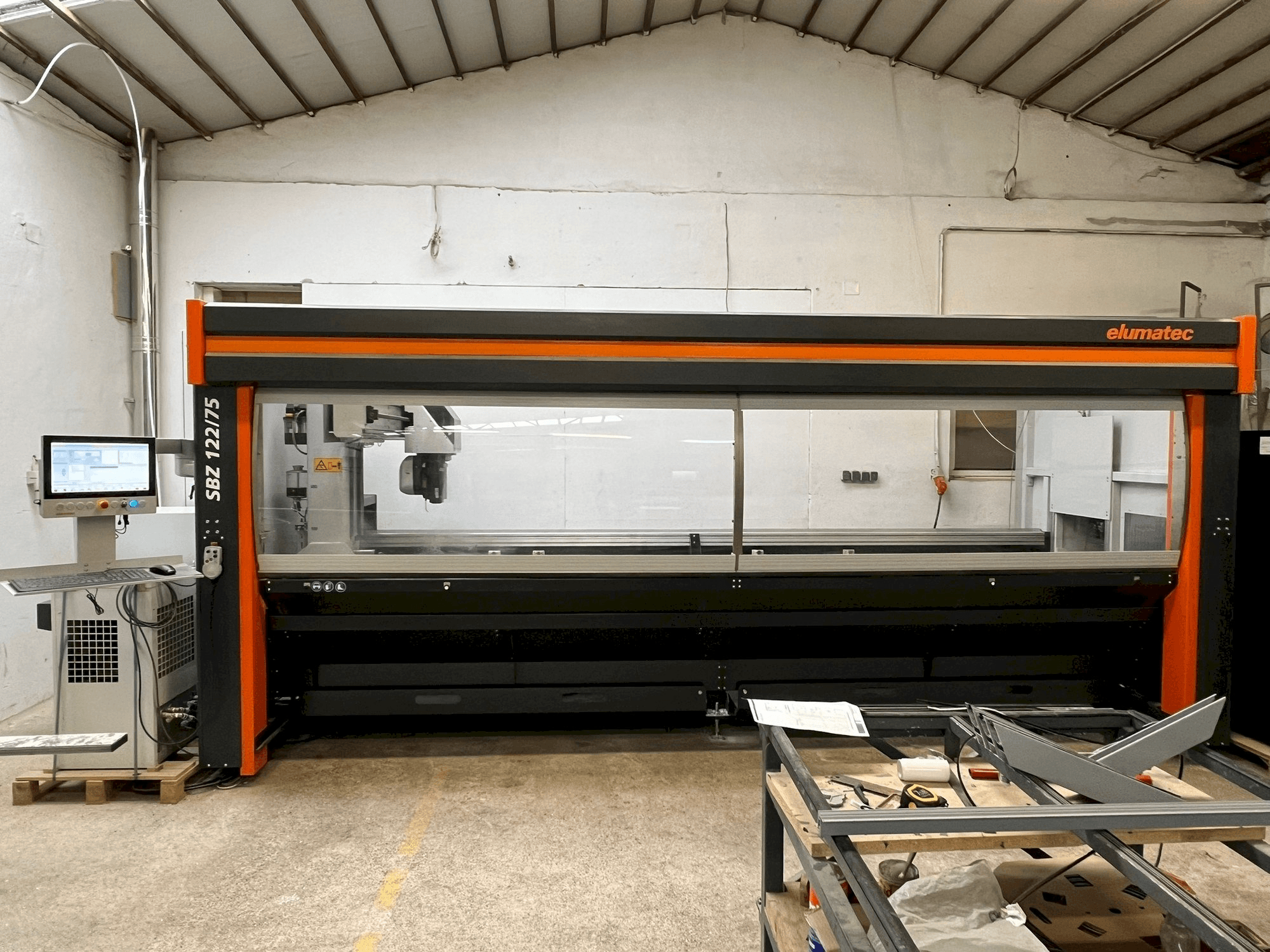 Masina Elumatec SBZ 122/75 eestvaade