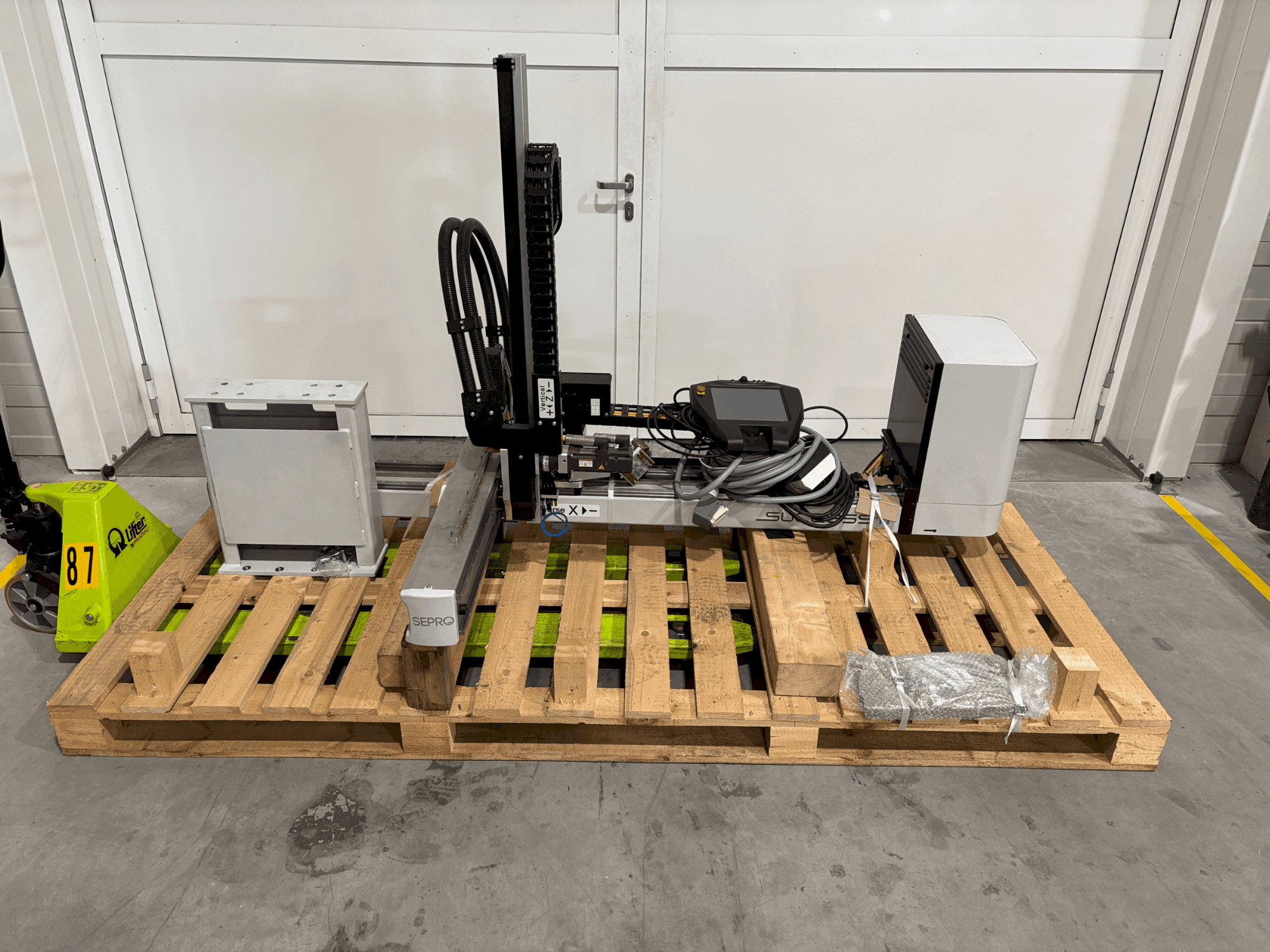 Masina Sepro Success 11 eestvaade