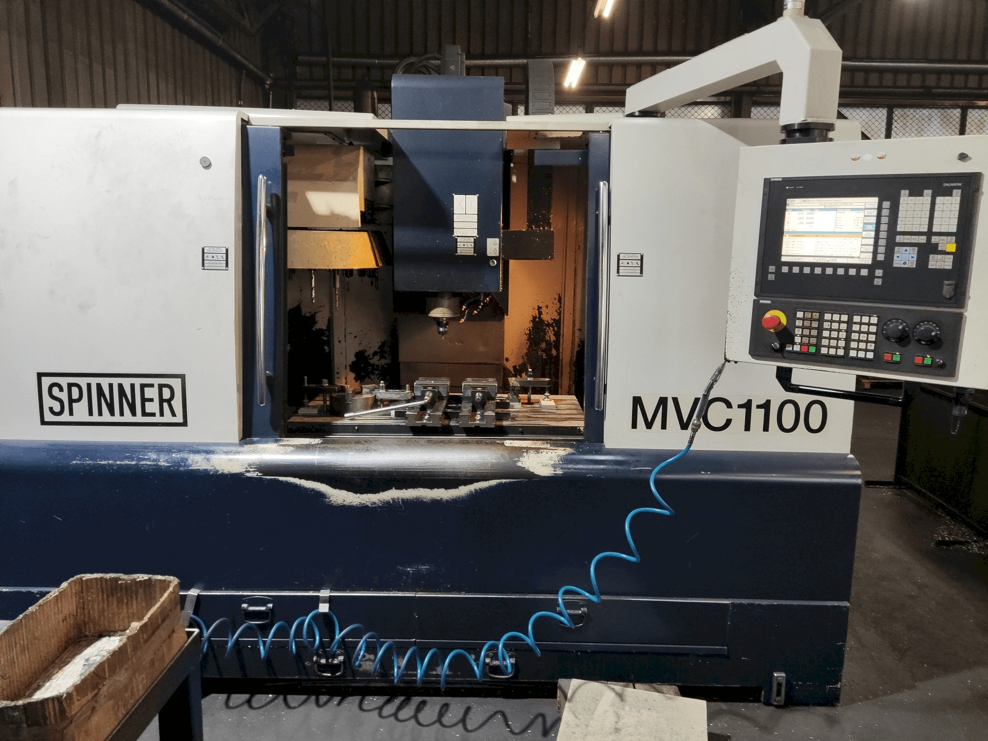 Masina SPINNER MVC-1100 eestvaade