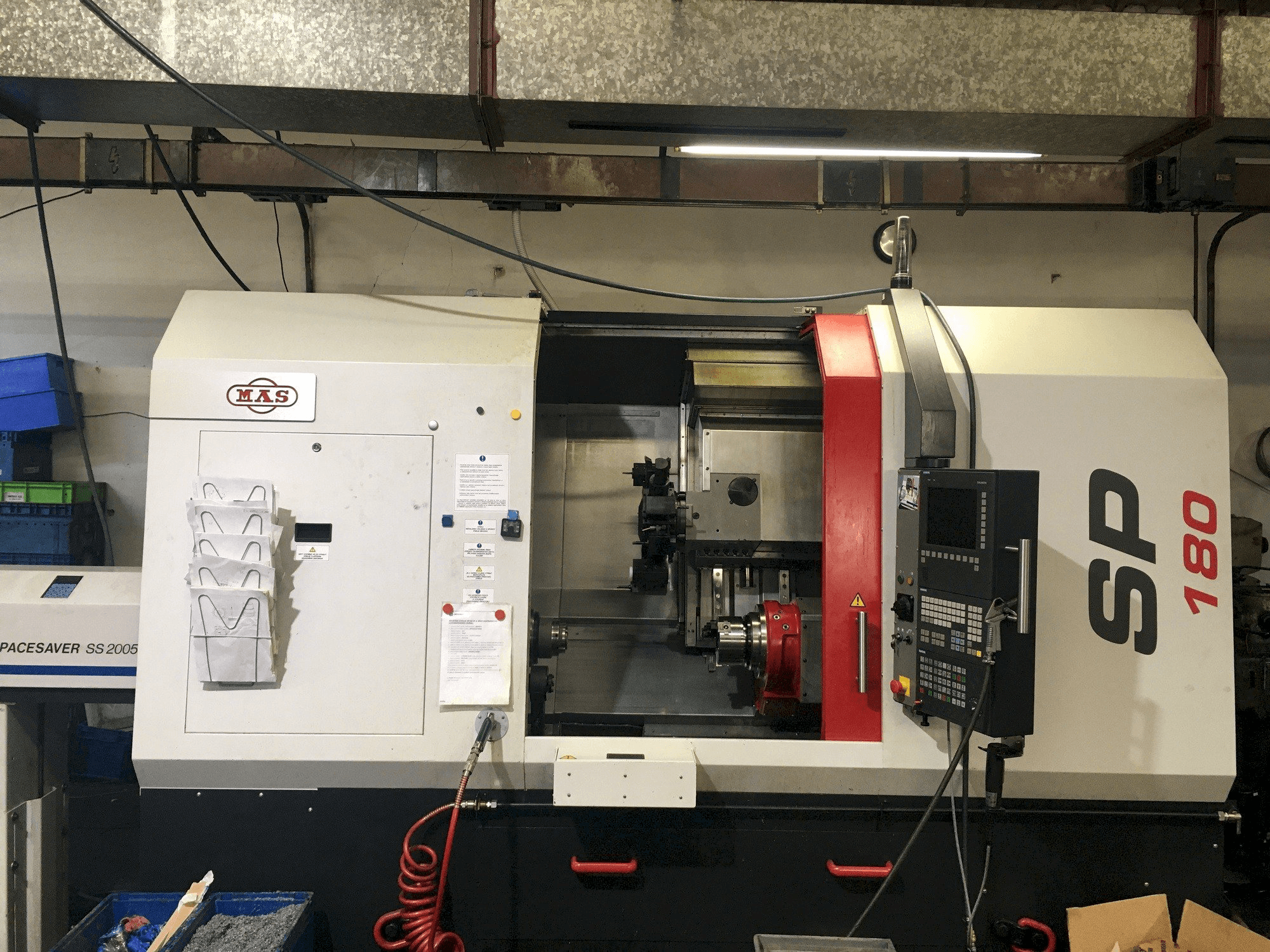 Masina KOVOSVIT MAS SP 180 SY eestvaade