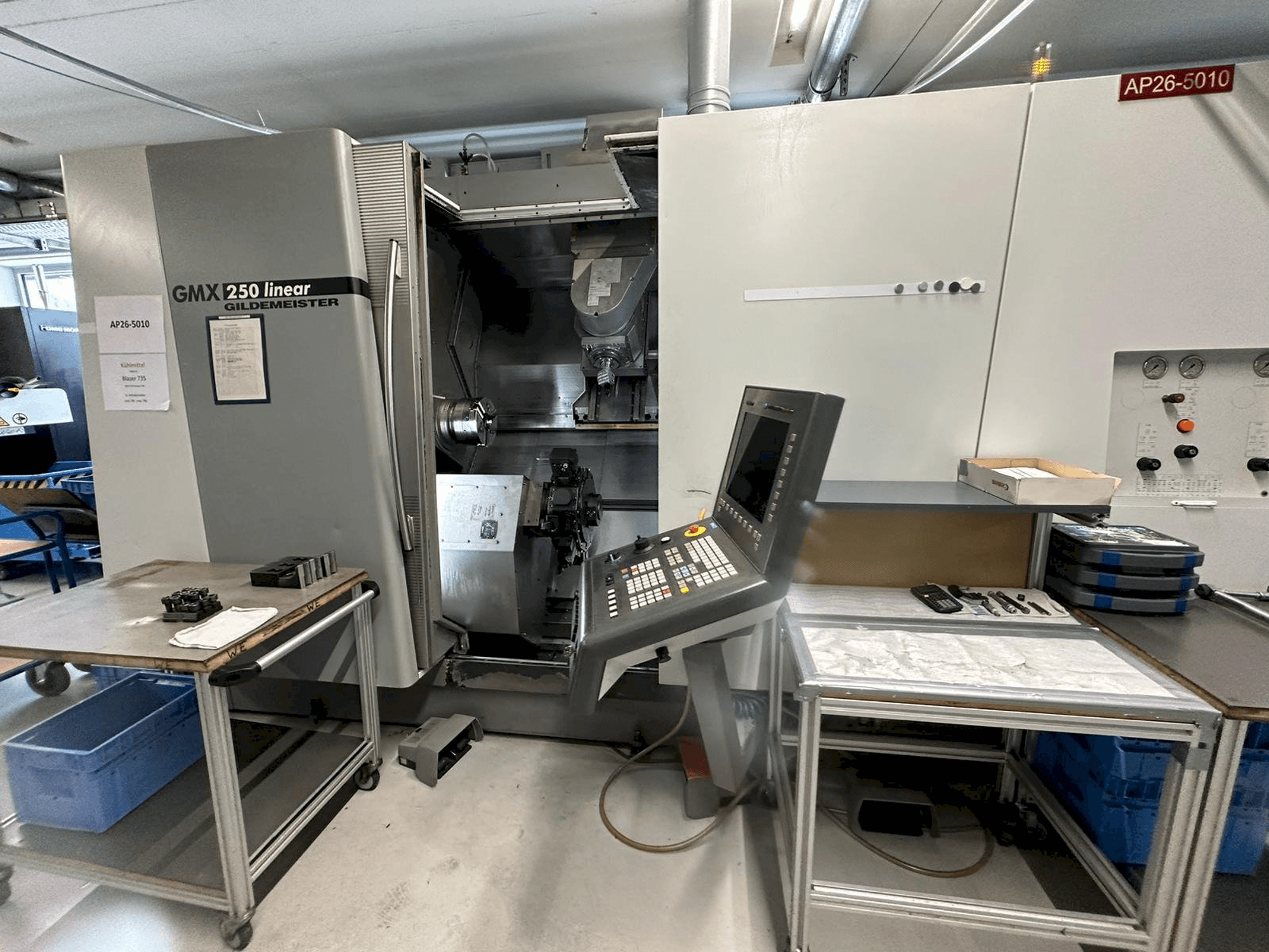 Masina DMG GMX 250 linear eestvaade