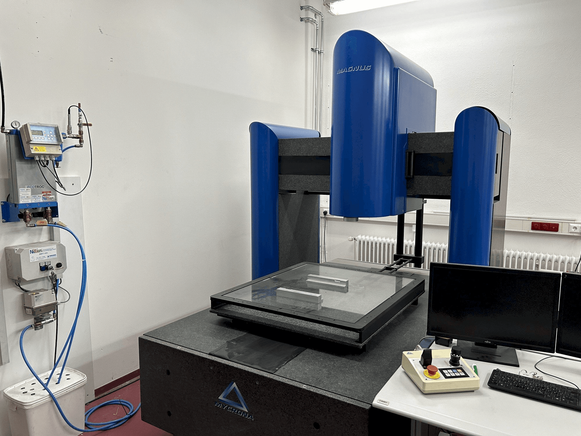 Masina MYCRONA Magnus BL eestvaade