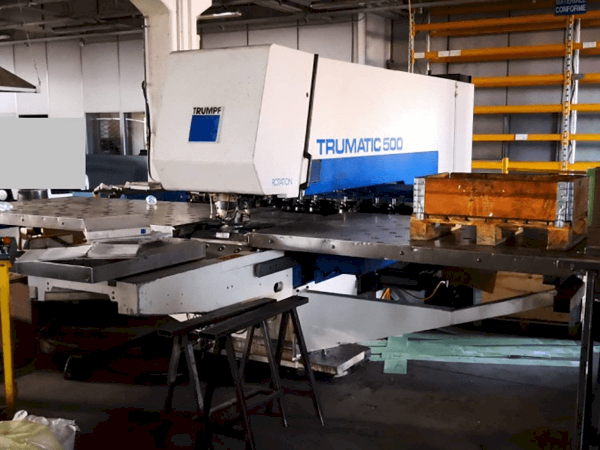 Masina Trumpf Trumatic 500R eestvaade