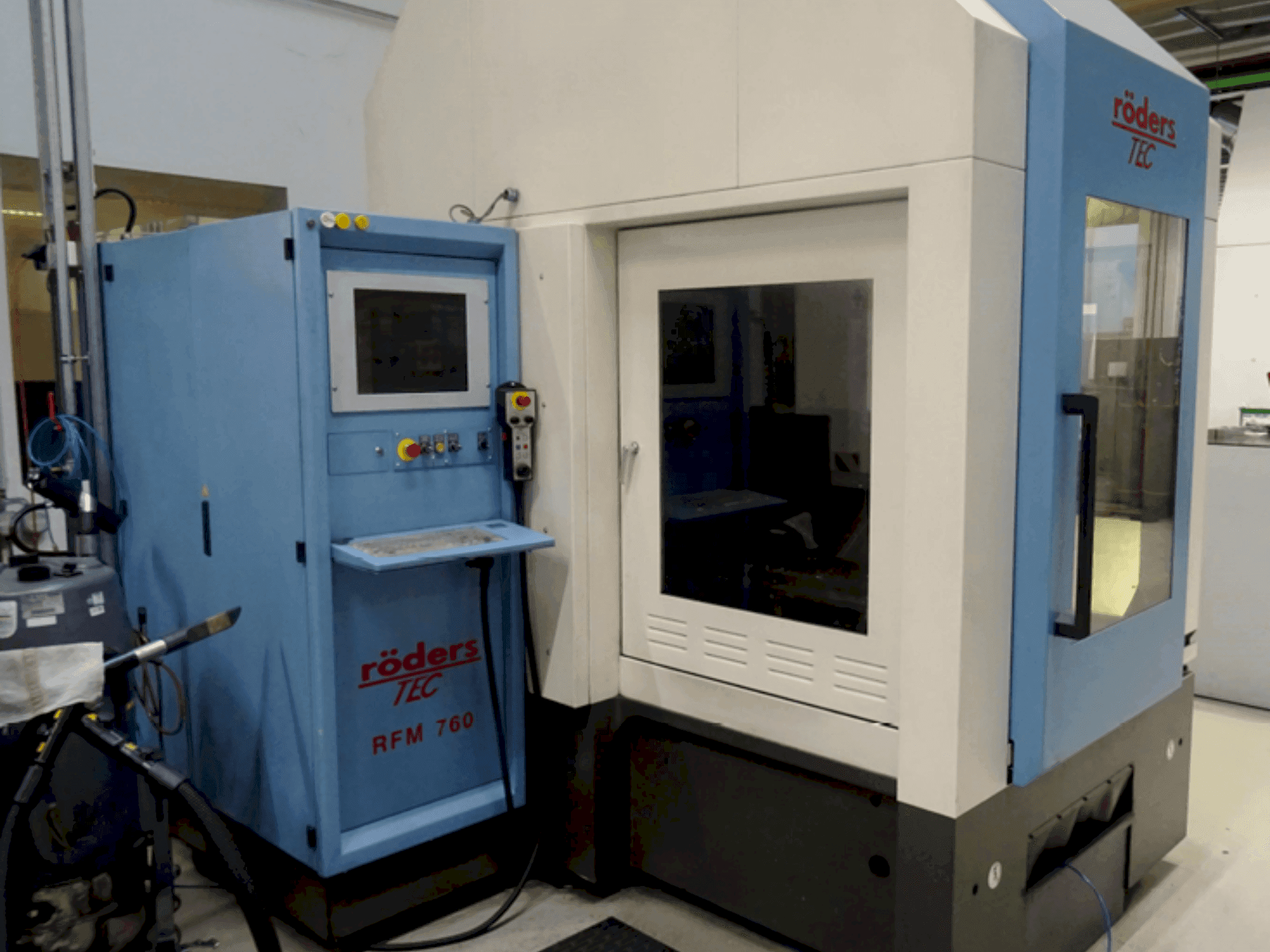 Masina Roders RFM 760 eestvaade